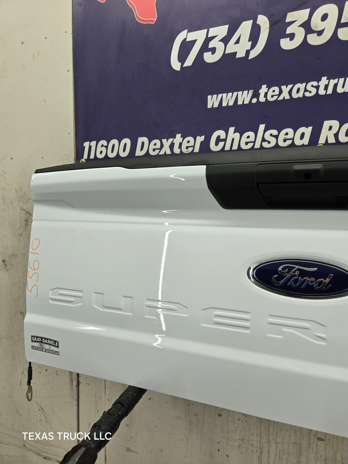 2023-2025 Ford Super Duty F250 F350 F450 F550 Tailgate - Oxford White