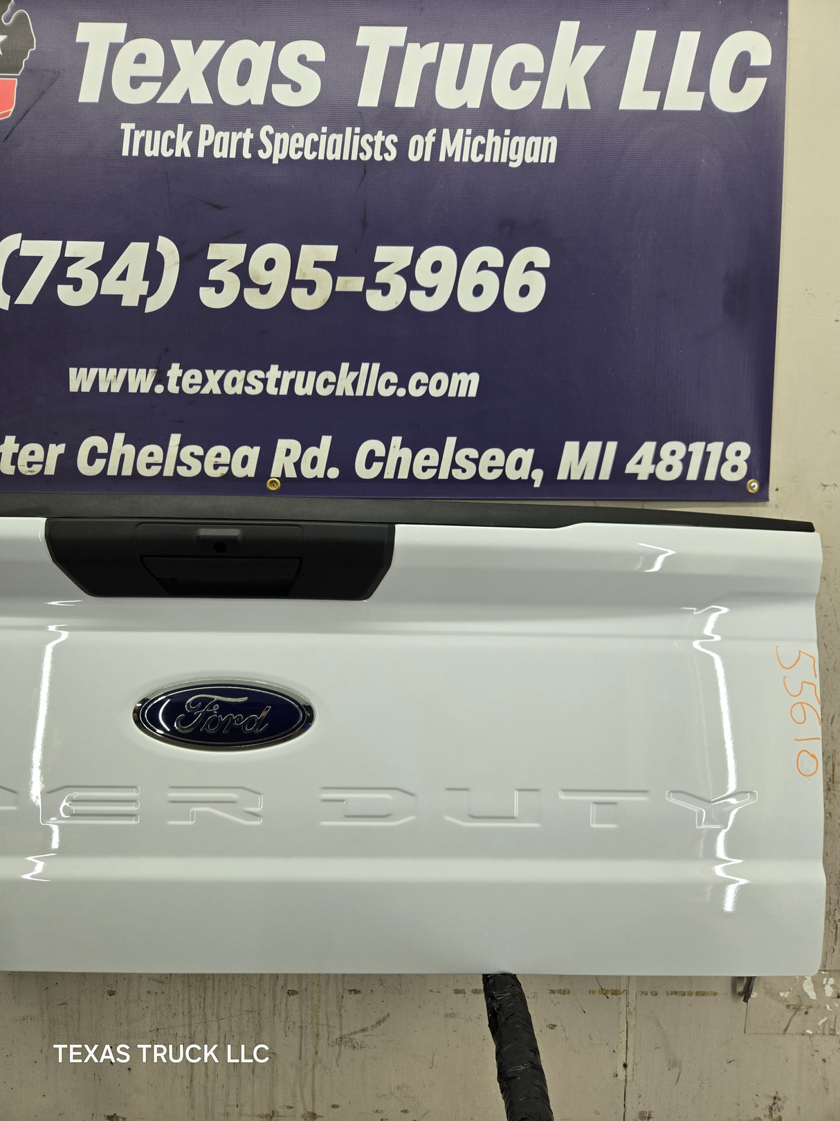 2023-2025 Ford Super Duty F250 F350 F450 F550 Tailgate - Oxford White