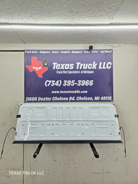 2023-2025 Ford Super Duty F250 F350 F450 F550 Tailgate - Oxford White