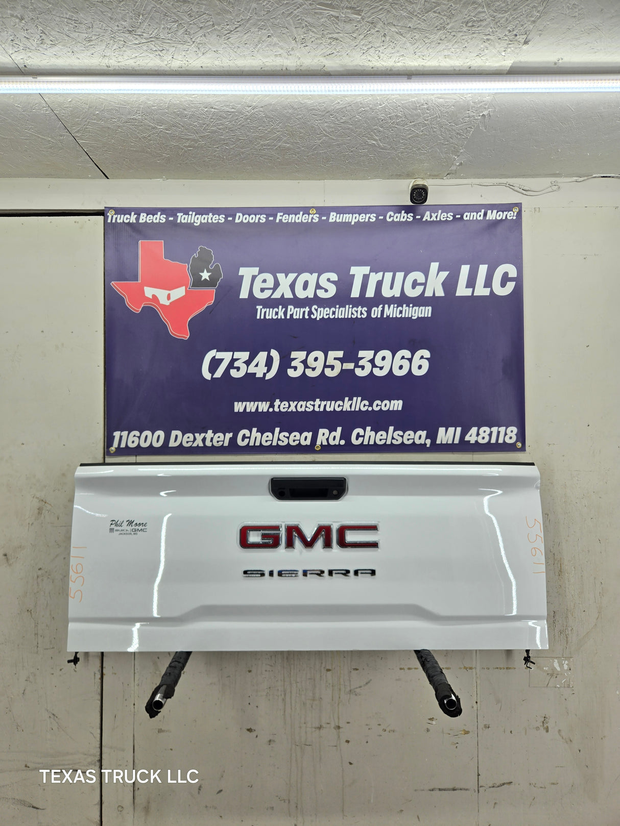 2019-2025 GMC Sierra 2500 3500HD Tailgate - White
