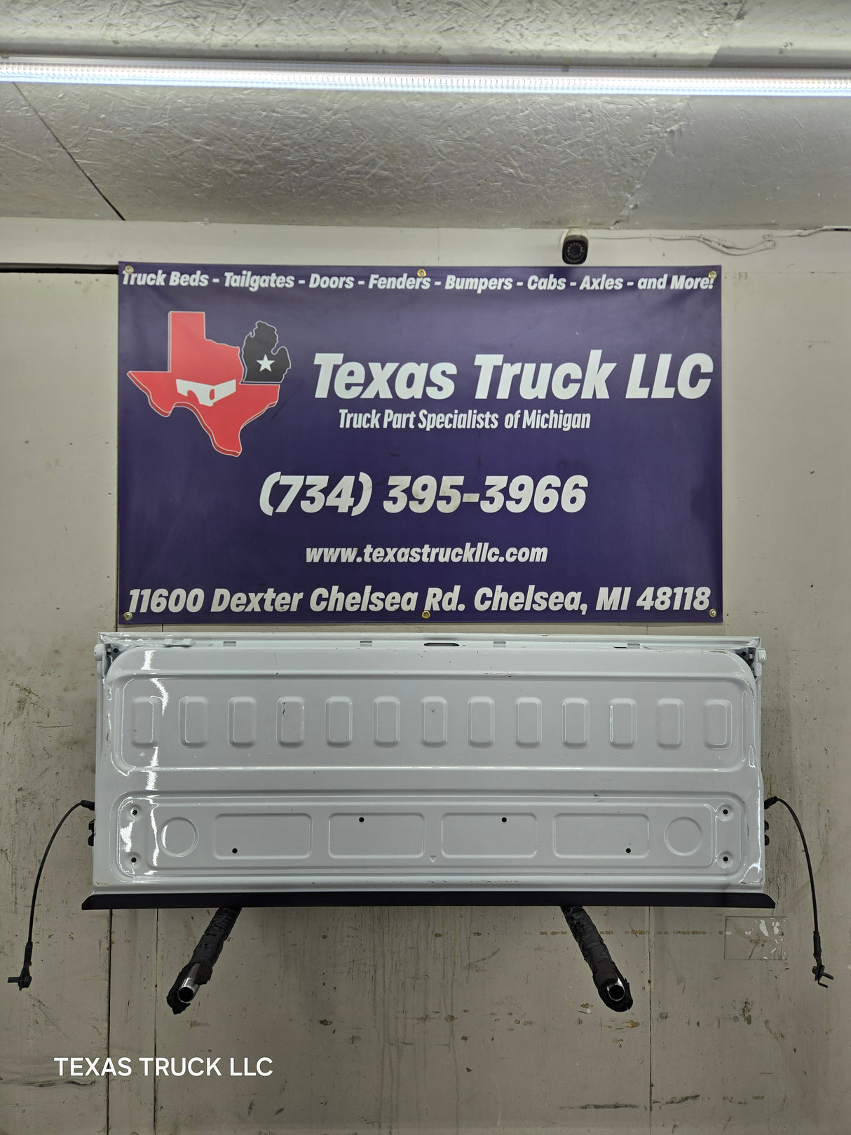 2019-2025 GMC Sierra 2500 3500HD Tailgate - White