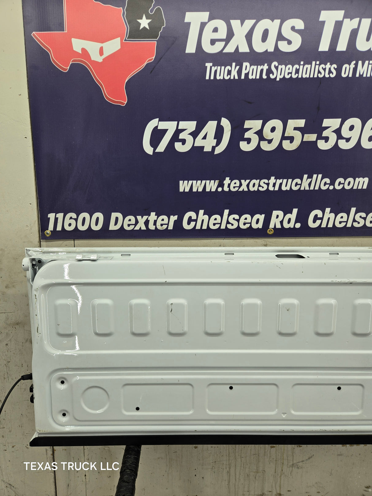 2019-2025 GMC Sierra 2500 3500HD Tailgate - White