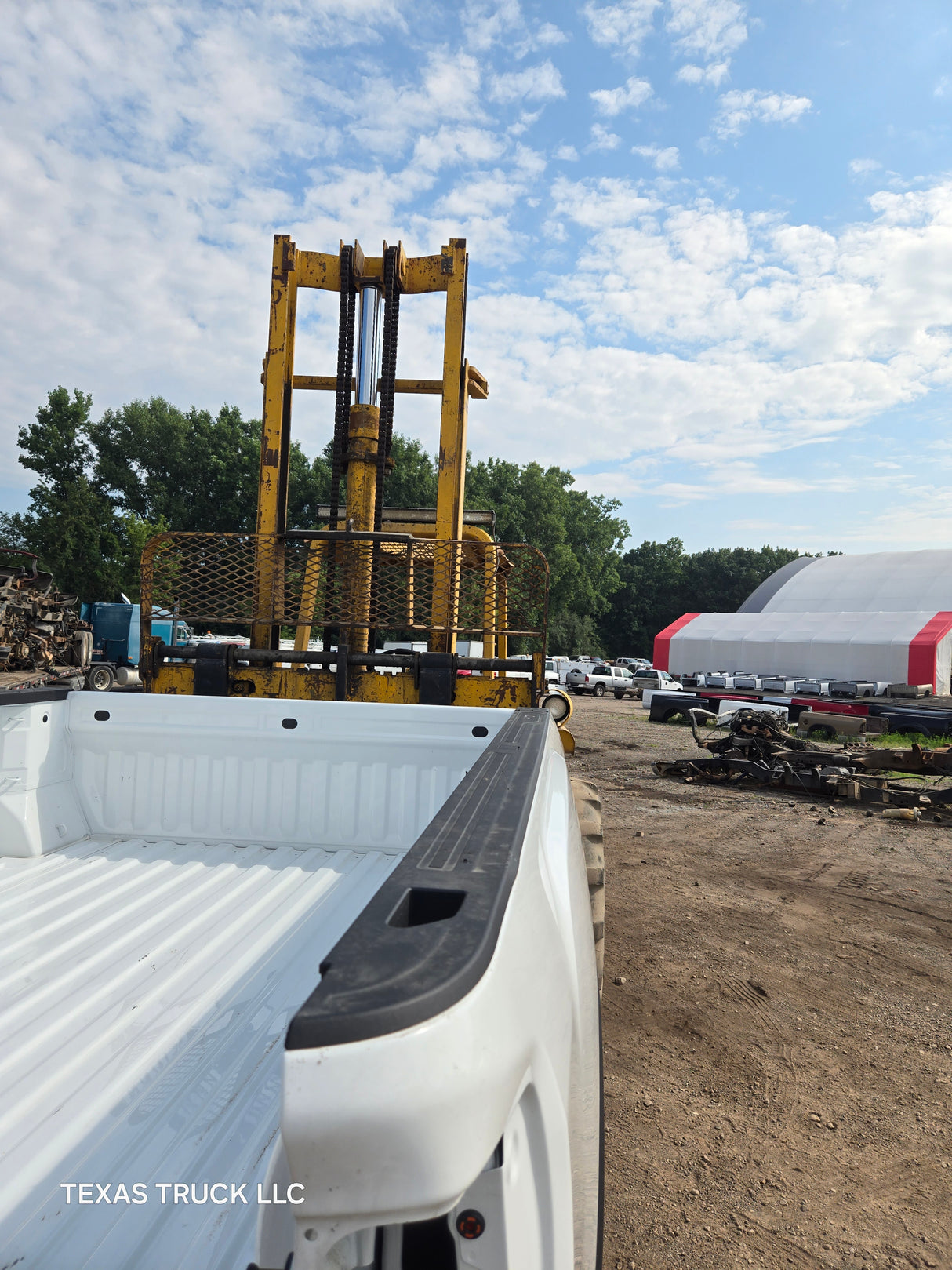 2019-2025 GMC Sierra 2500HD 3500HD 8' Long truck bed - White
