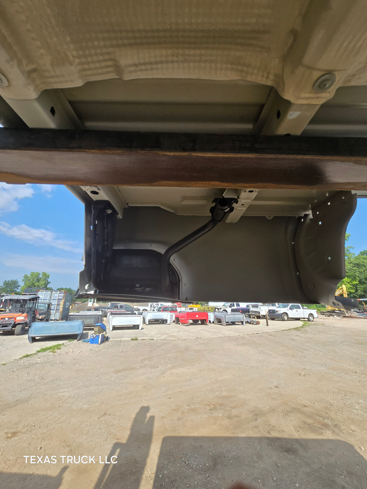2019-2025 GMC Sierra 2500HD 3500HD 8' Long truck bed - White