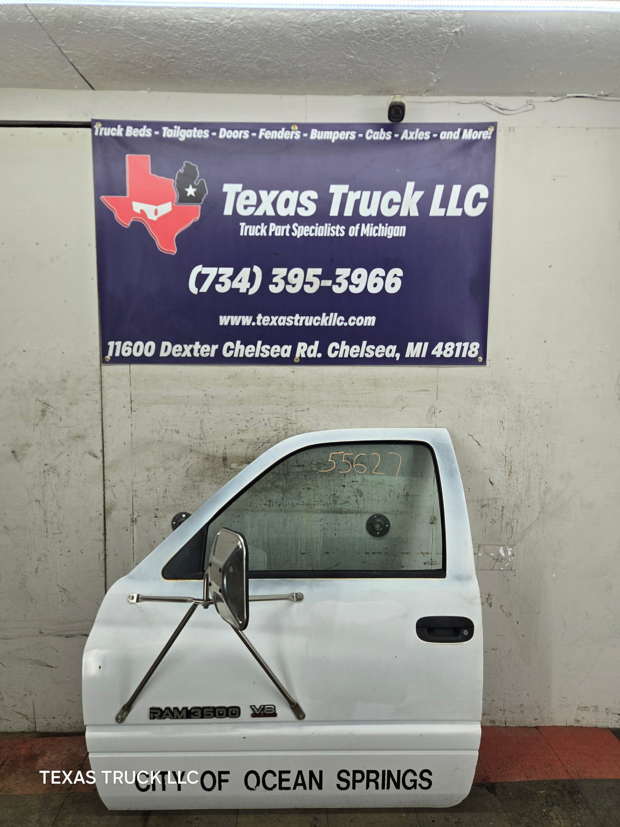 1994-2002 Dodge Ram 2nd Gen LH Driver Side Front Extended Cab Door 1500 2500 3500 ROUND CORNER - White