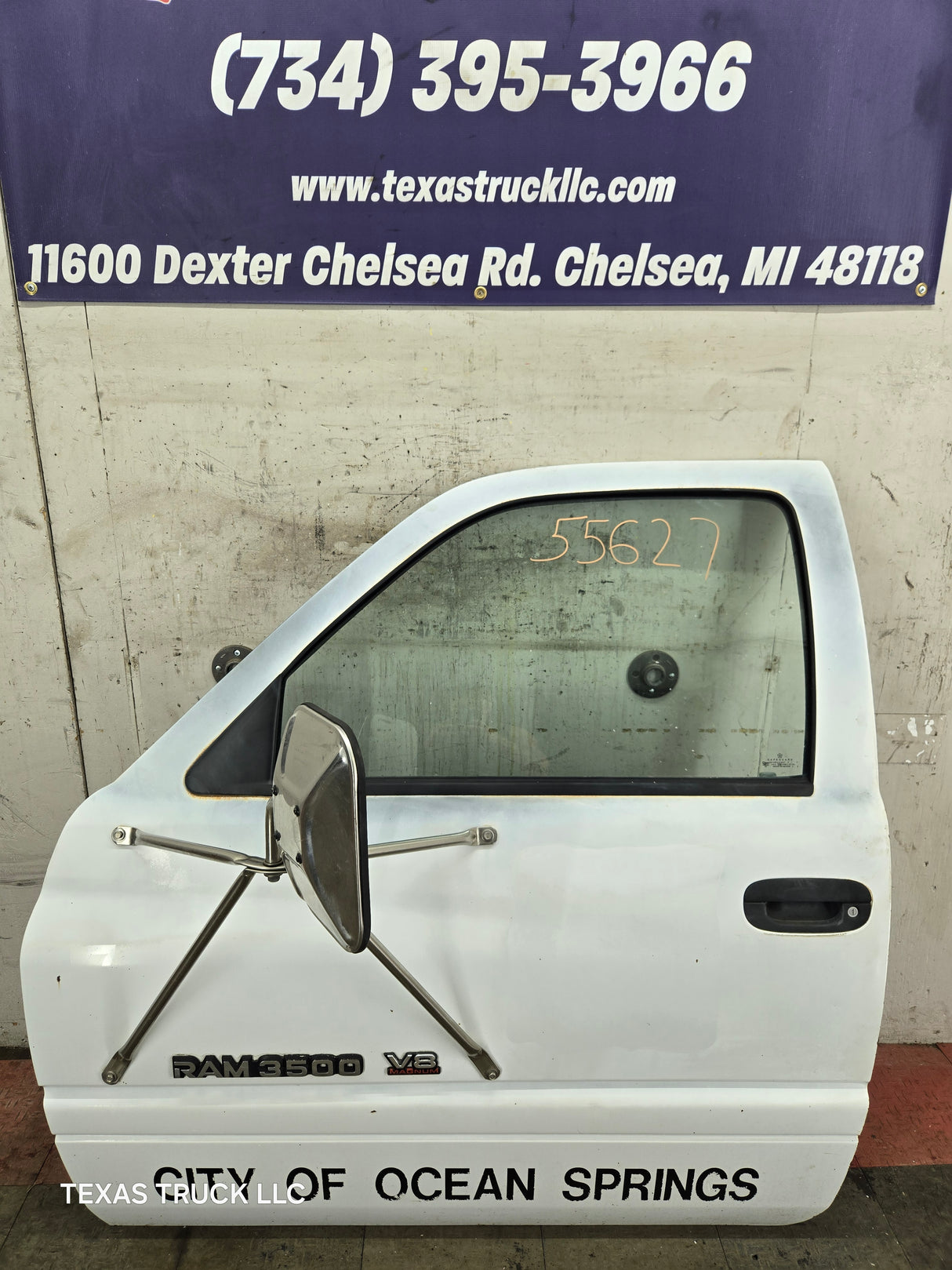 1994-2002 Dodge Ram 2nd Gen LH Driver Side Front Extended Cab Door 1500 2500 3500 ROUND CORNER - White