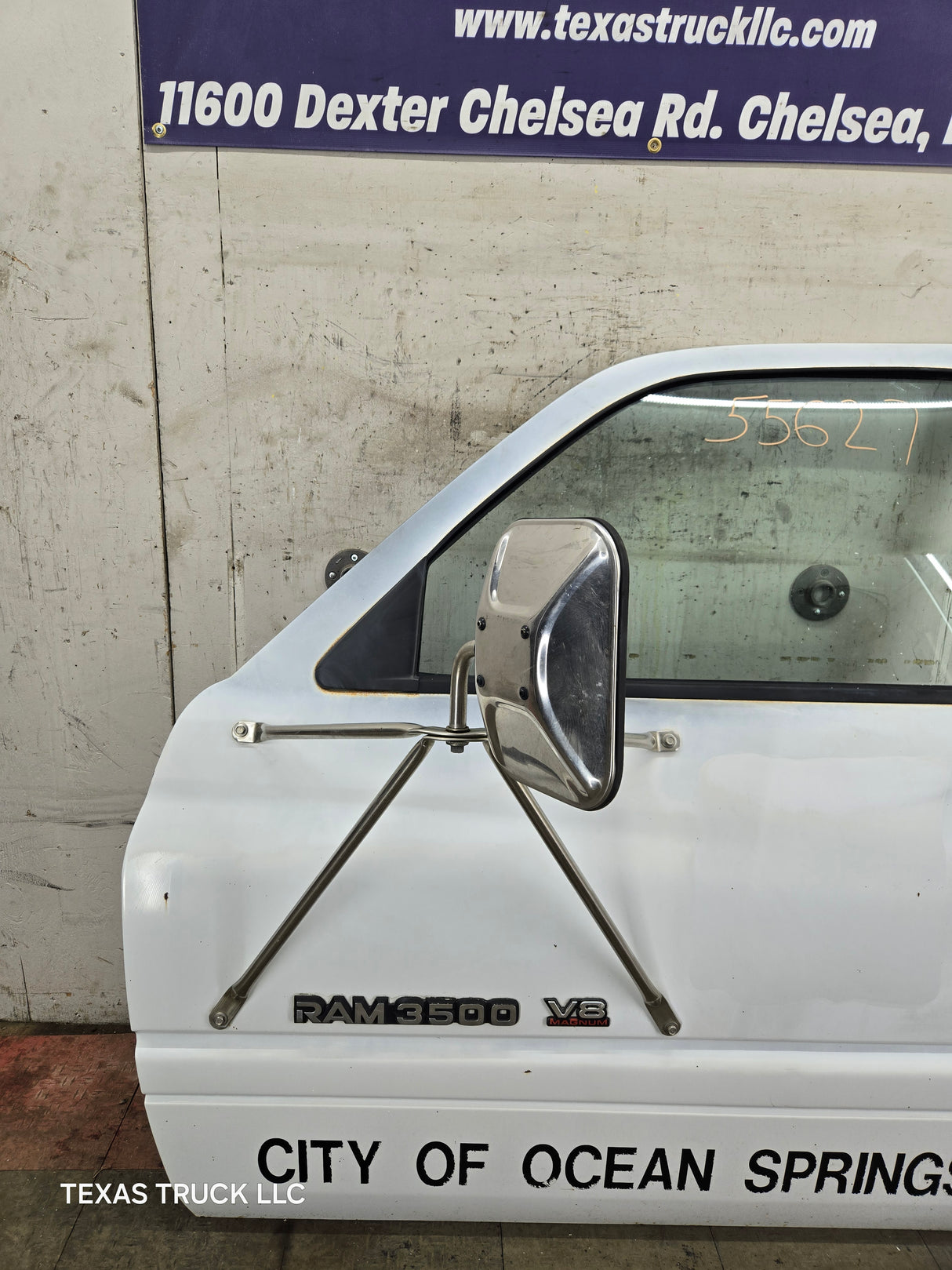 1994-2002 Dodge Ram 2nd Gen LH Driver Side Front Extended Cab Door 1500 2500 3500 ROUND CORNER - White