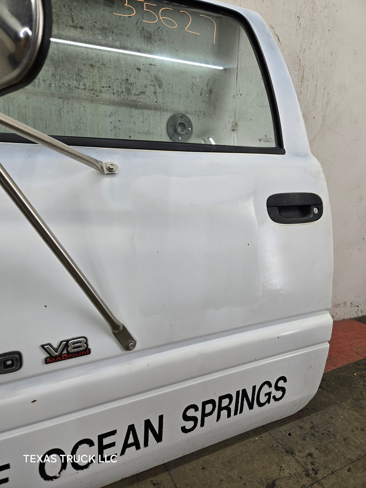 1994-2002 Dodge Ram 2nd Gen LH Driver Side Front Extended Cab Door 1500 2500 3500 ROUND CORNER - White