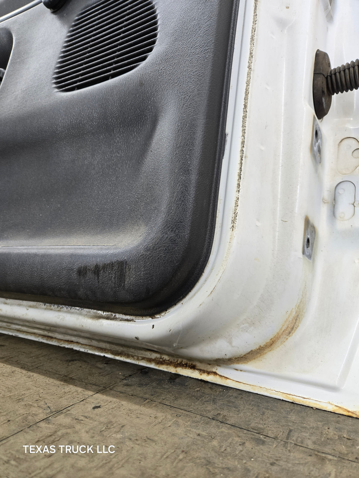 1994-2002 Dodge Ram 2nd Gen LH Driver Side Front Extended Cab Door 1500 2500 3500 ROUND CORNER - White