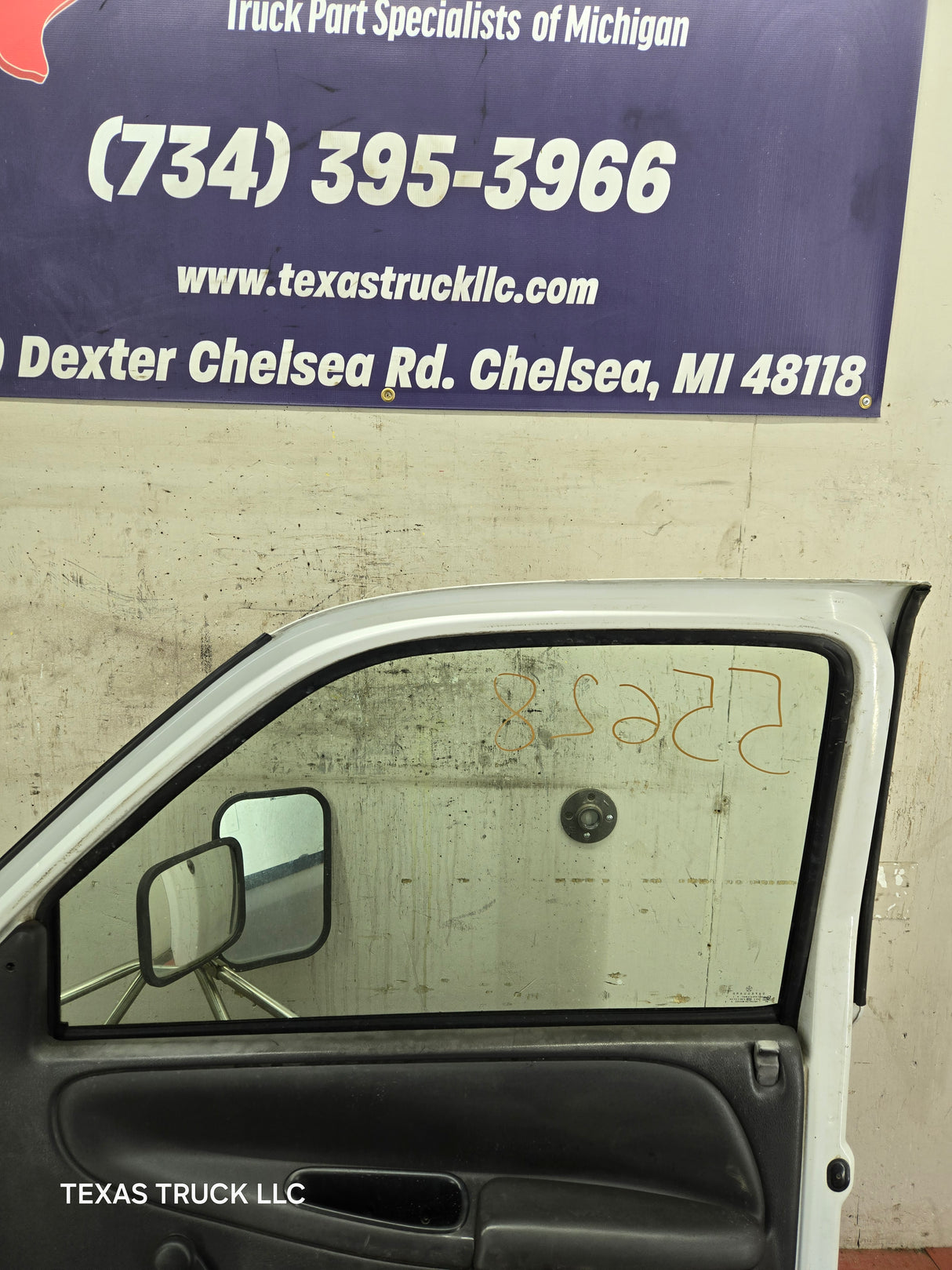 1994-2002 Dodge Ram 2nd Gen RH Passenger Side Front Extended Cab Door 1500 2500 3500 ROUND CORNER - White