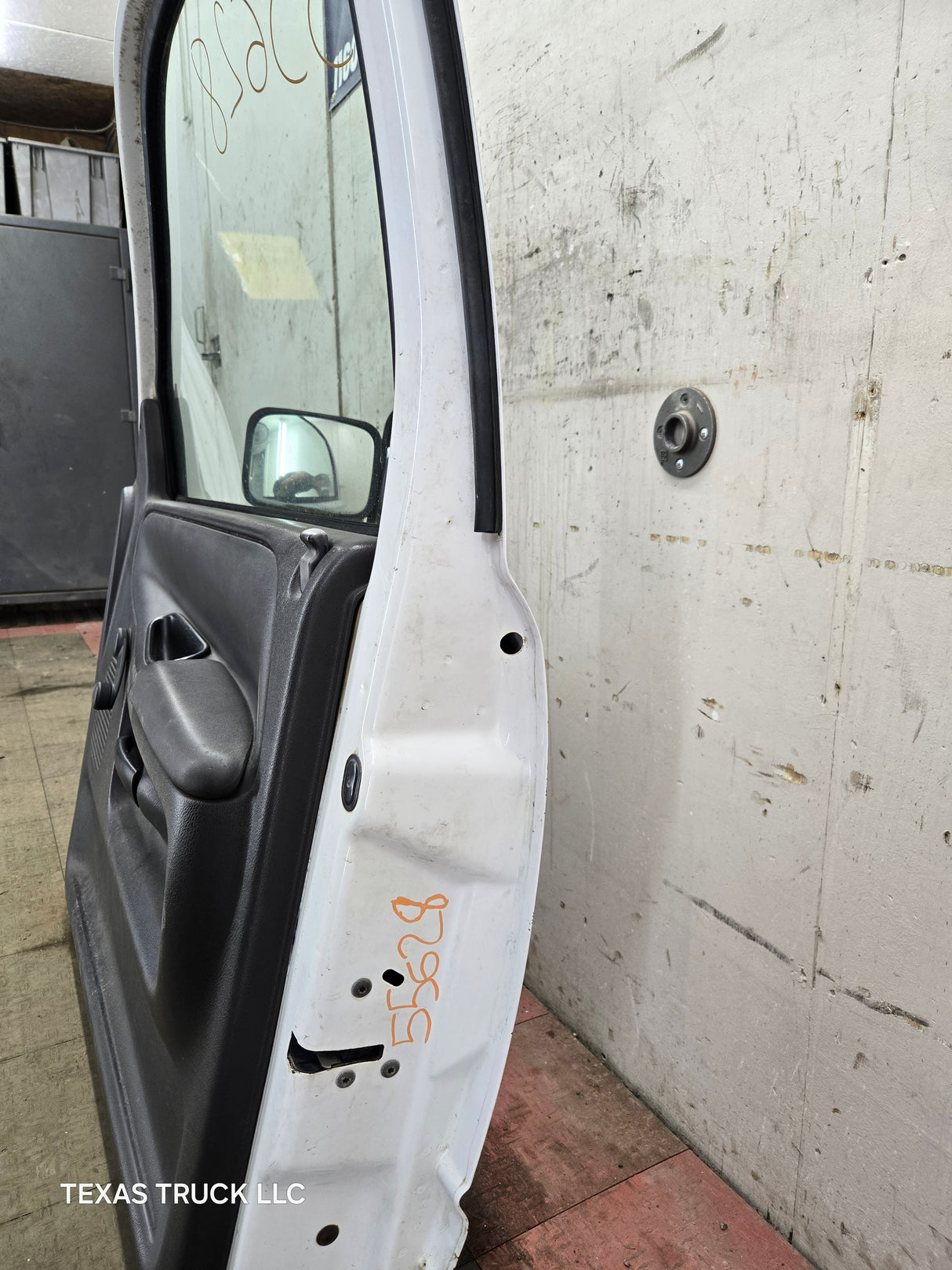 1994-2002 Dodge Ram 2nd Gen RH Passenger Side Front Extended Cab Door 1500 2500 3500 ROUND CORNER - White