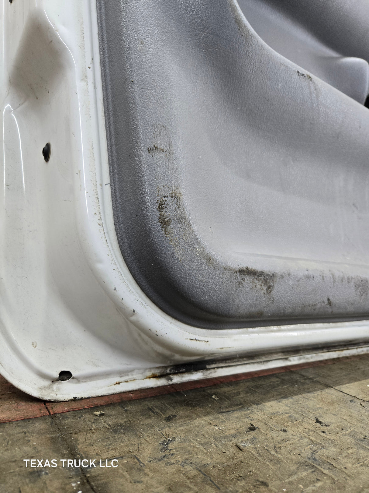 1994-2002 Dodge Ram 2nd Gen LH Driver Side Front Extended Cab Door 1500 2500 3500 ROUND CORNER - White