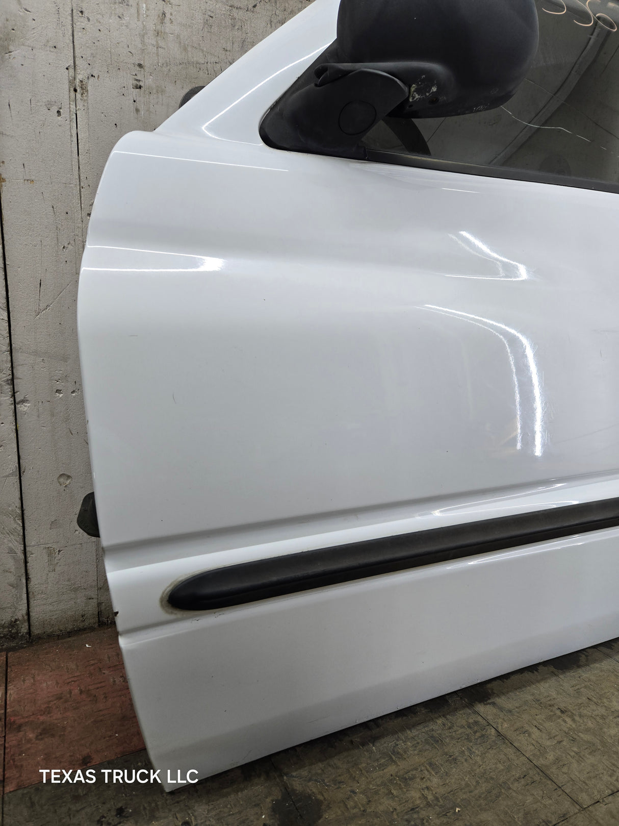 1994-2002 Dodge Ram 2nd Gen LH Driver Side Front Extended Cab Door 1500 2500 3500 ROUND CORNER - White