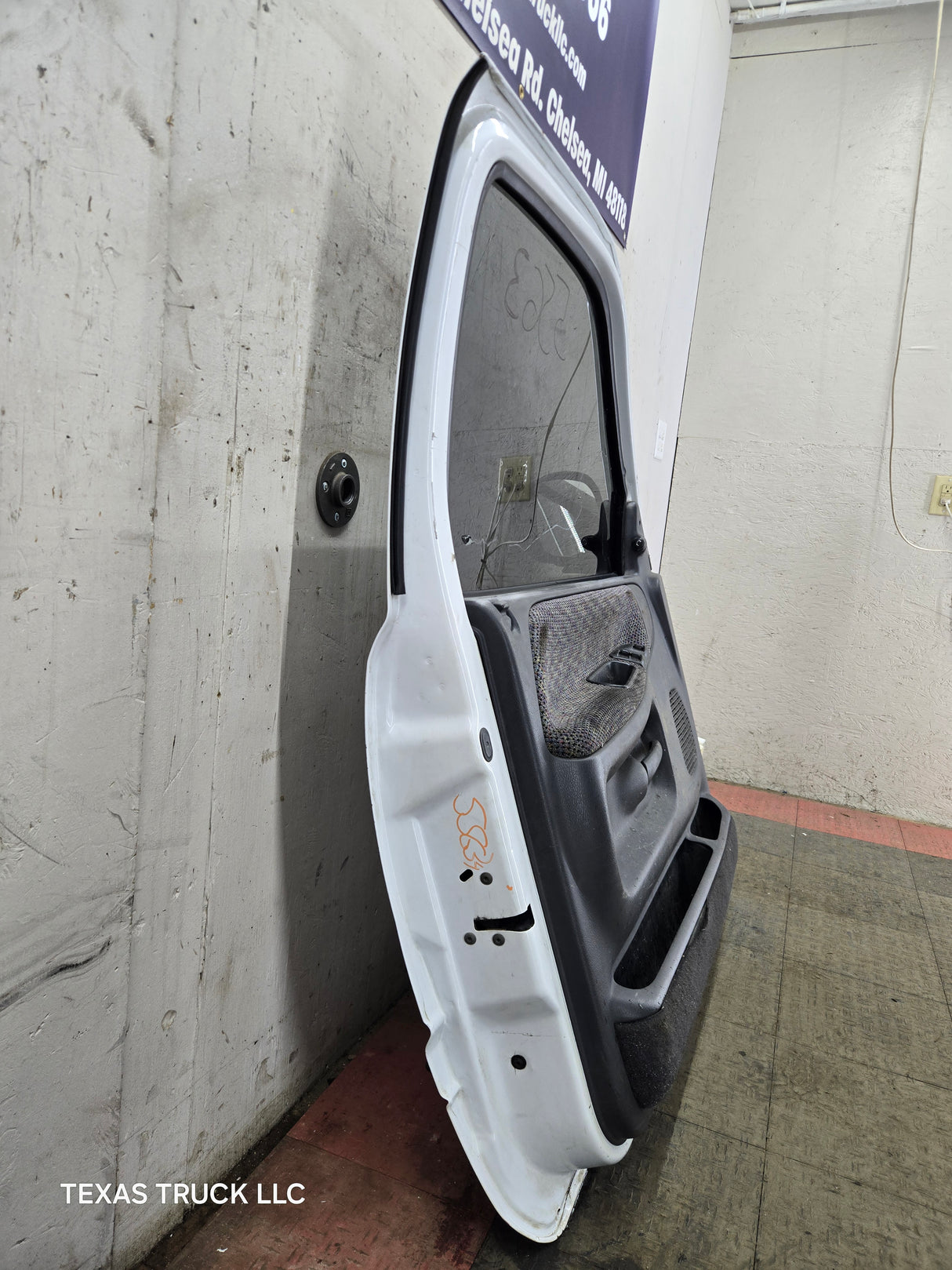 1994-2002 Dodge Ram 2nd Gen LH Driver Side Front Extended Cab Door 1500 2500 3500 ROUND CORNER - White