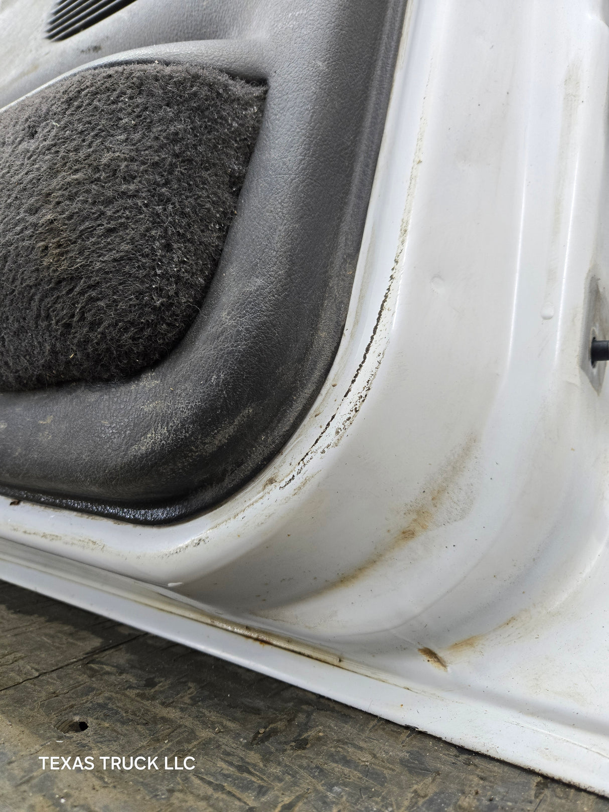 1994-2002 Dodge Ram 2nd Gen LH Driver Side Front Extended Cab Door 1500 2500 3500 ROUND CORNER - White