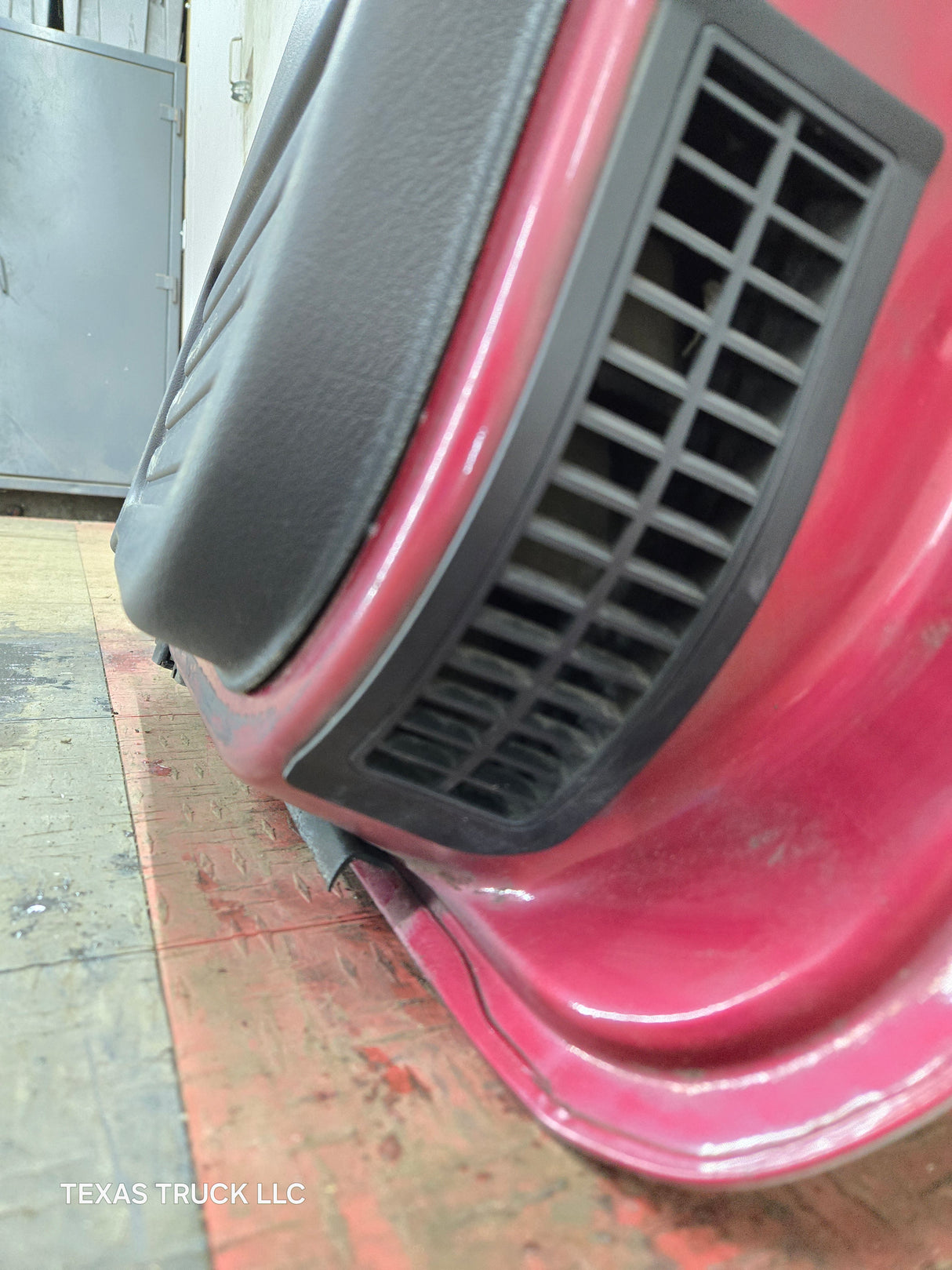 1994-2002 Dodge Ram 2nd Gen RH Passenger Side Rear Extended Cab Door 1500 2500 3500 - Red/Silver
