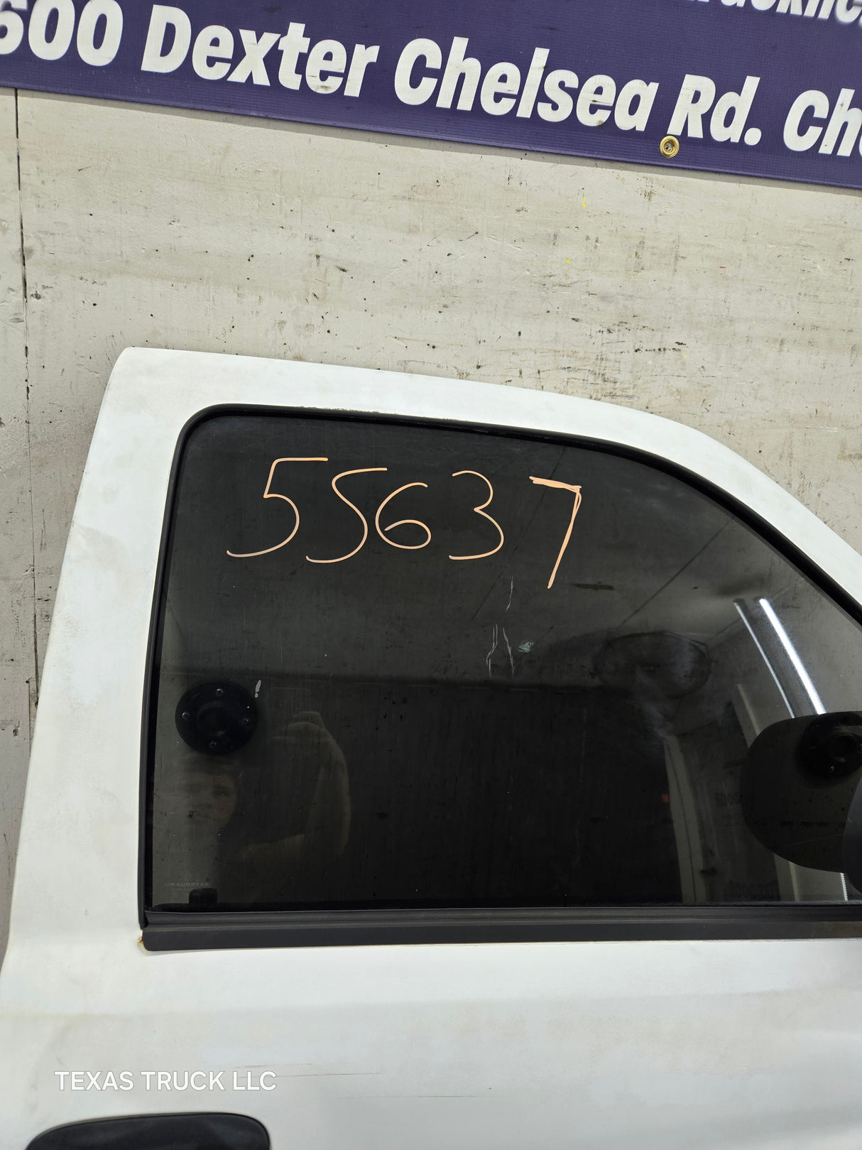 1994-2002 Dodge Ram 2nd Gen RH Passenger Side Front Extended Cab Door 1500 2500 3500 ROUND CORNER - White