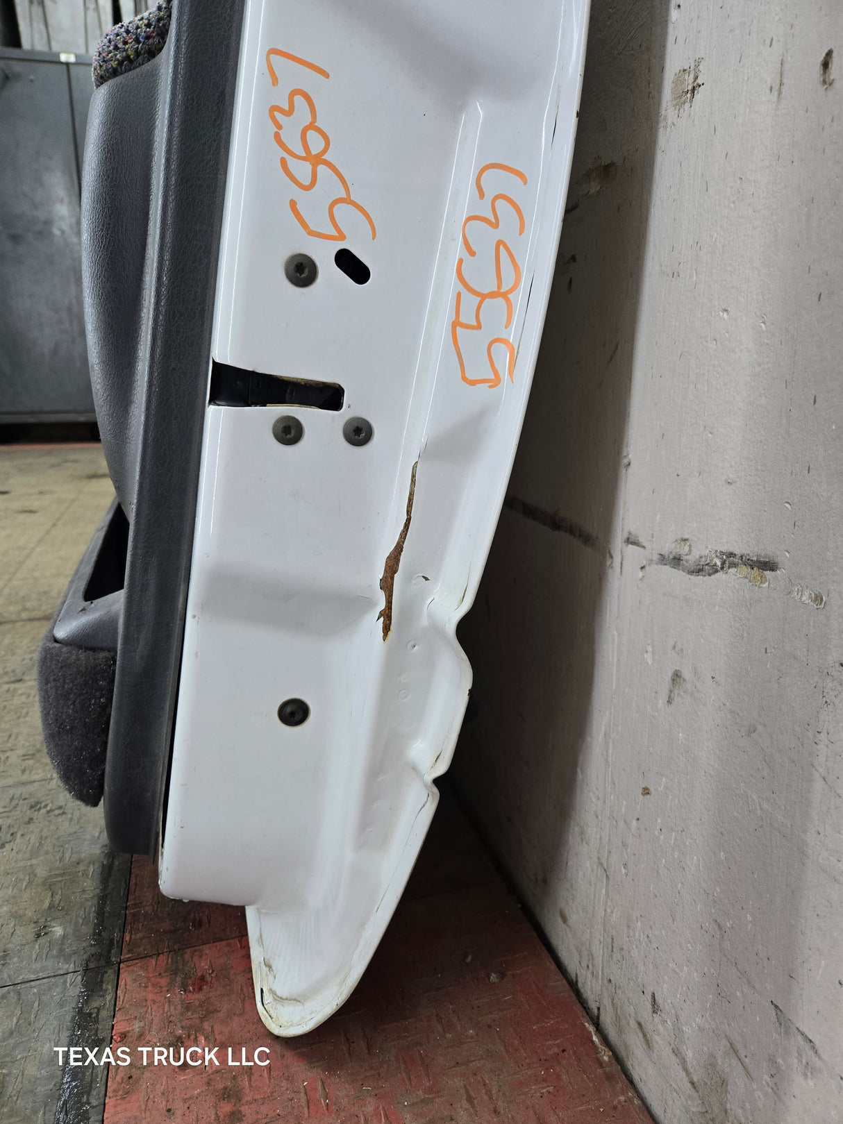 1994-2002 Dodge Ram 2nd Gen RH Passenger Side Front Extended Cab Door 1500 2500 3500 ROUND CORNER - White