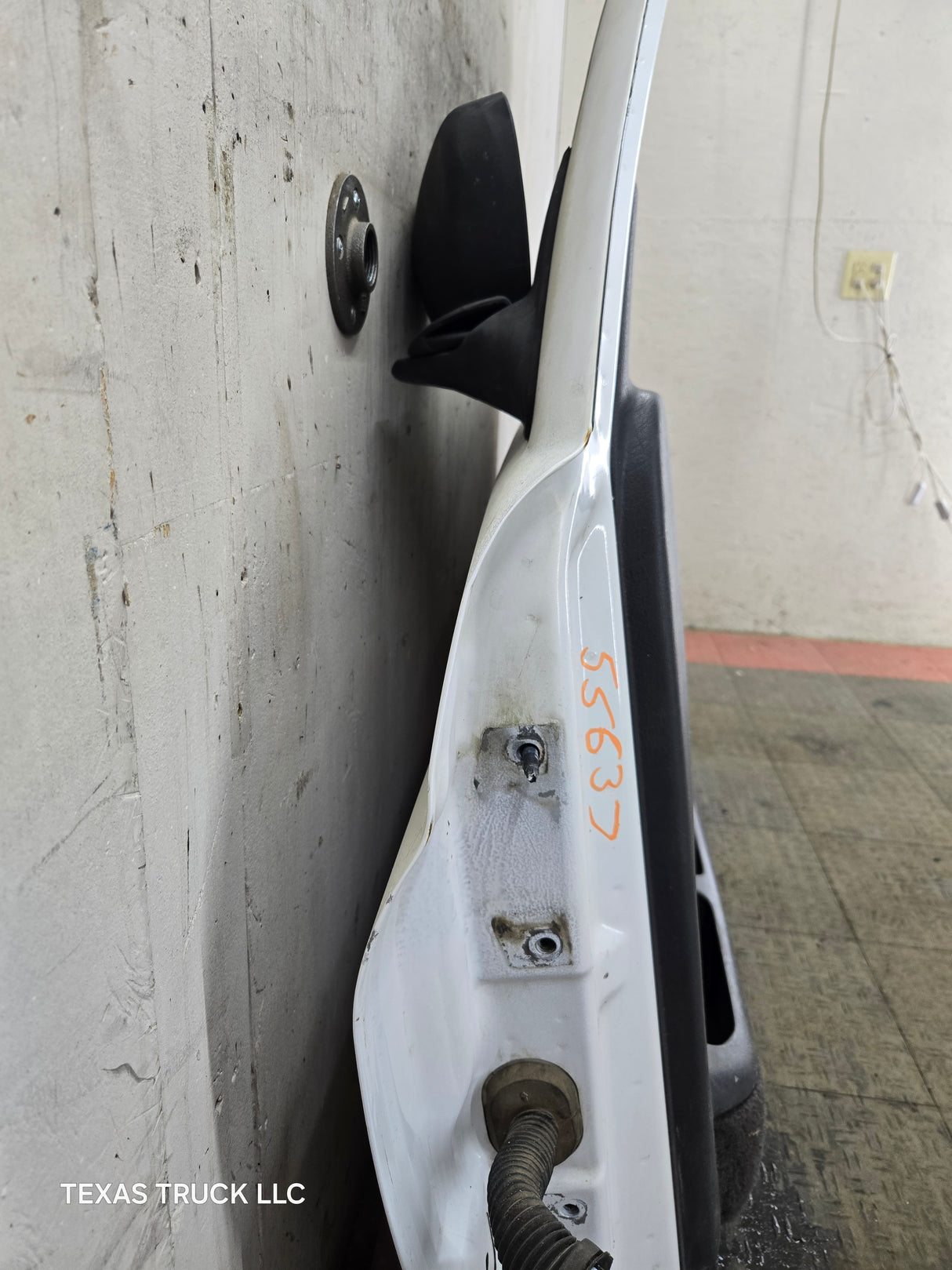 1994-2002 Dodge Ram 2nd Gen RH Passenger Side Front Extended Cab Door 1500 2500 3500 ROUND CORNER - White