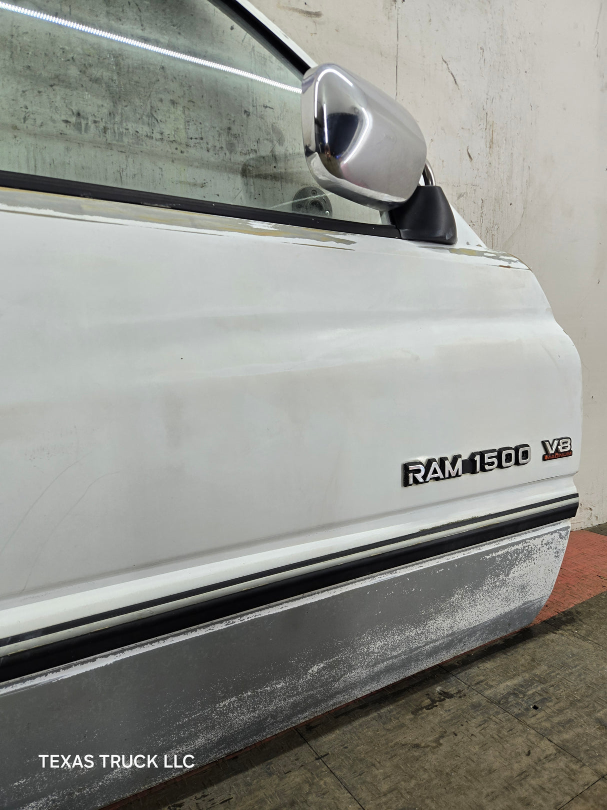 1994-2002 Dodge Ram 2nd Gen RH Passenger Side Front Extended Cab Door 1500 2500 3500 ROUND CORNER - White