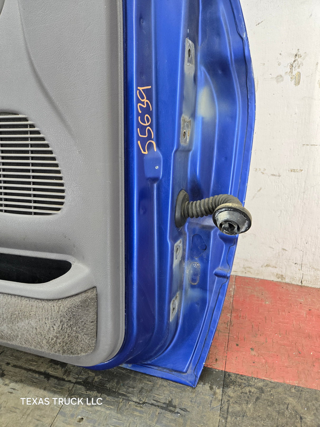 1994-2002 Dodge Ram 2nd Gen LH Driver Side Front Extended Cab Door 1500 2500 3500 ROUND CORNER - Bright Blue