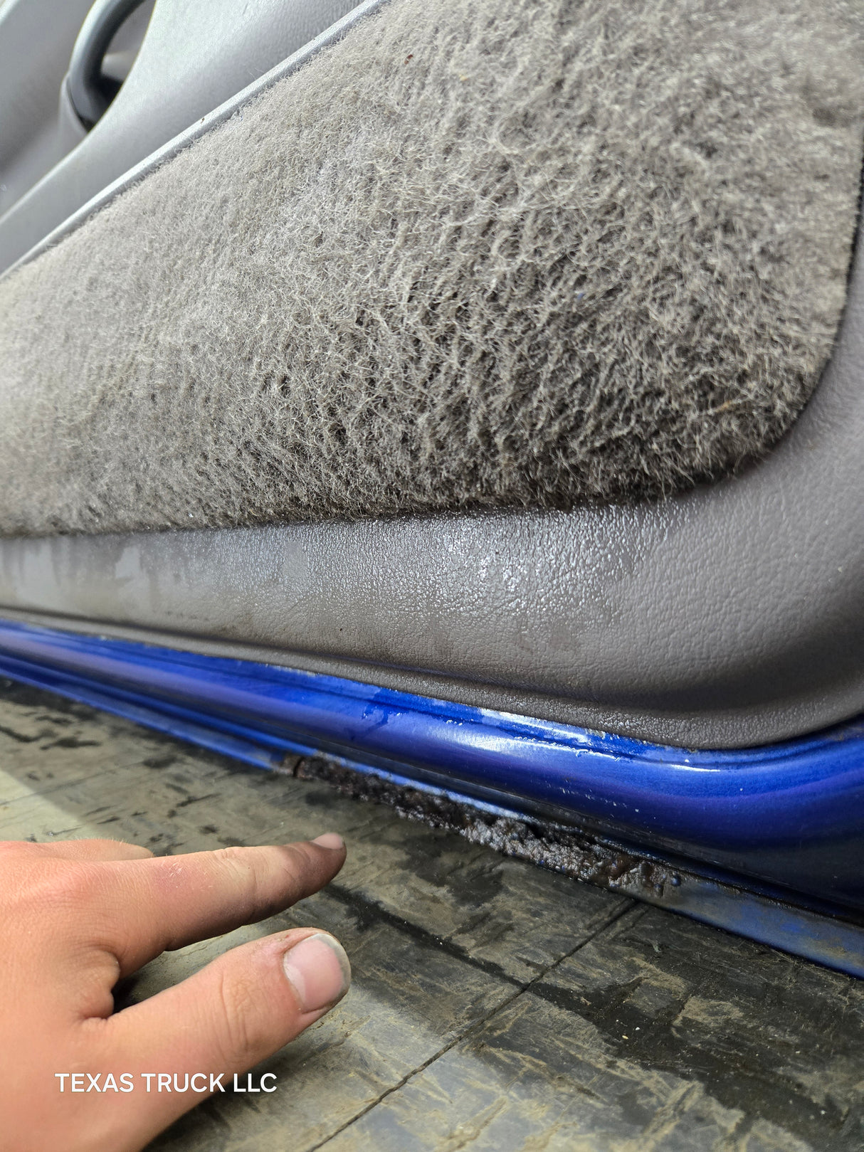 1994-2002 Dodge Ram 2nd Gen LH Driver Side Front Extended Cab Door 1500 2500 3500 ROUND CORNER - Bright Blue