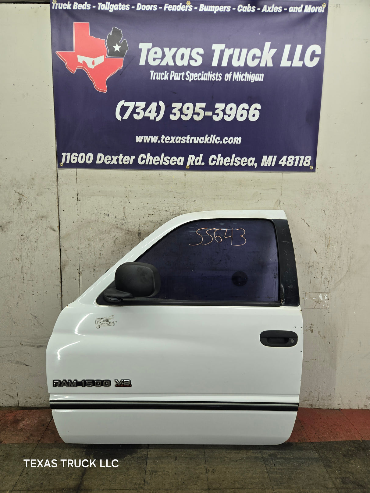 1994-2002 Dodge Ram 2nd Gen LH Driver Side Front Extended Cab Door 1500 2500 3500 ROUND CORNER - White