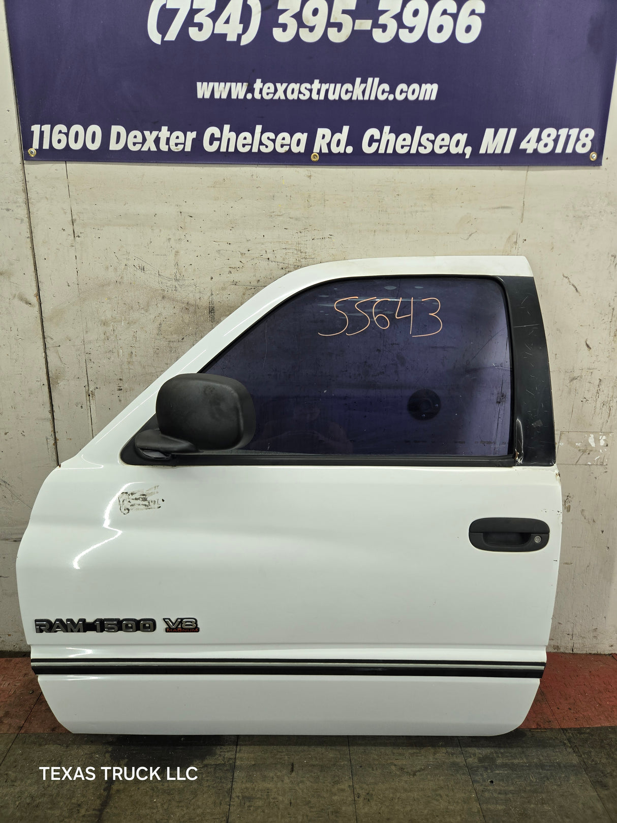 1994-2002 Dodge Ram 2nd Gen LH Driver Side Front Extended Cab Door 1500 2500 3500 ROUND CORNER - White