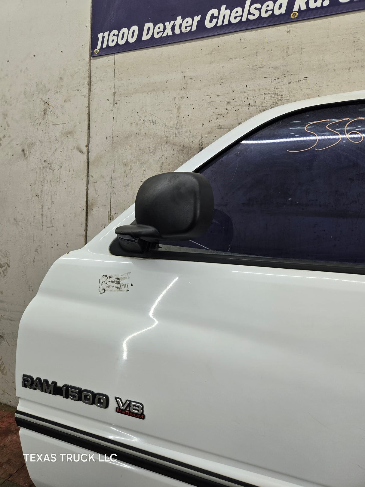 1994-2002 Dodge Ram 2nd Gen LH Driver Side Front Extended Cab Door 1500 2500 3500 ROUND CORNER - White