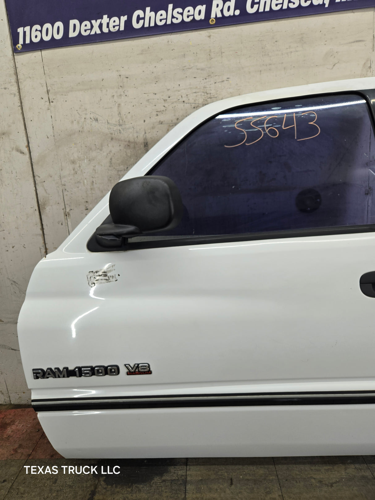 1994-2002 Dodge Ram 2nd Gen LH Driver Side Front Extended Cab Door 1500 2500 3500 ROUND CORNER - White