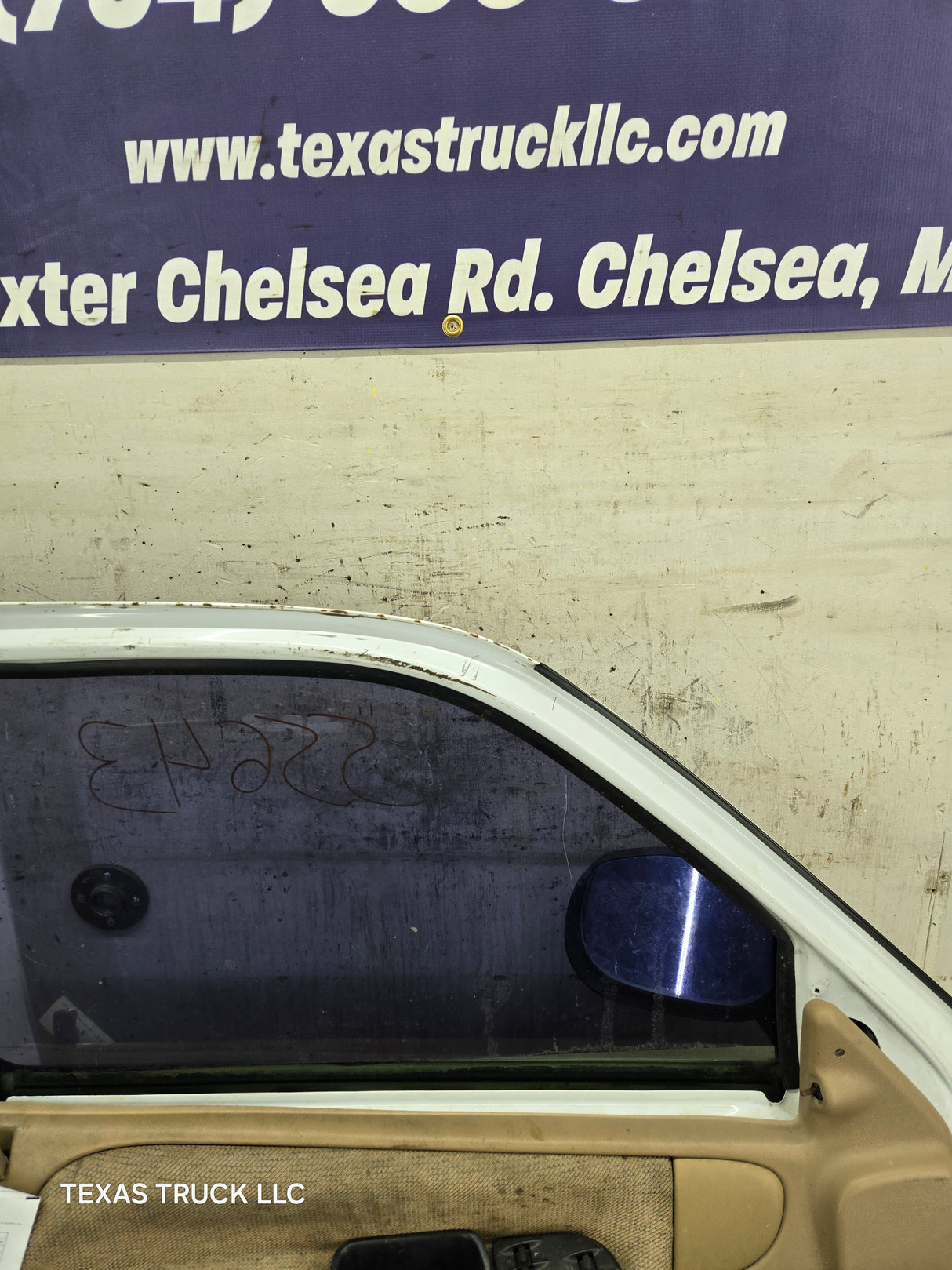 1994-2002 Dodge Ram 2nd Gen LH Driver Side Front Extended Cab Door 1500 2500 3500 ROUND CORNER - White