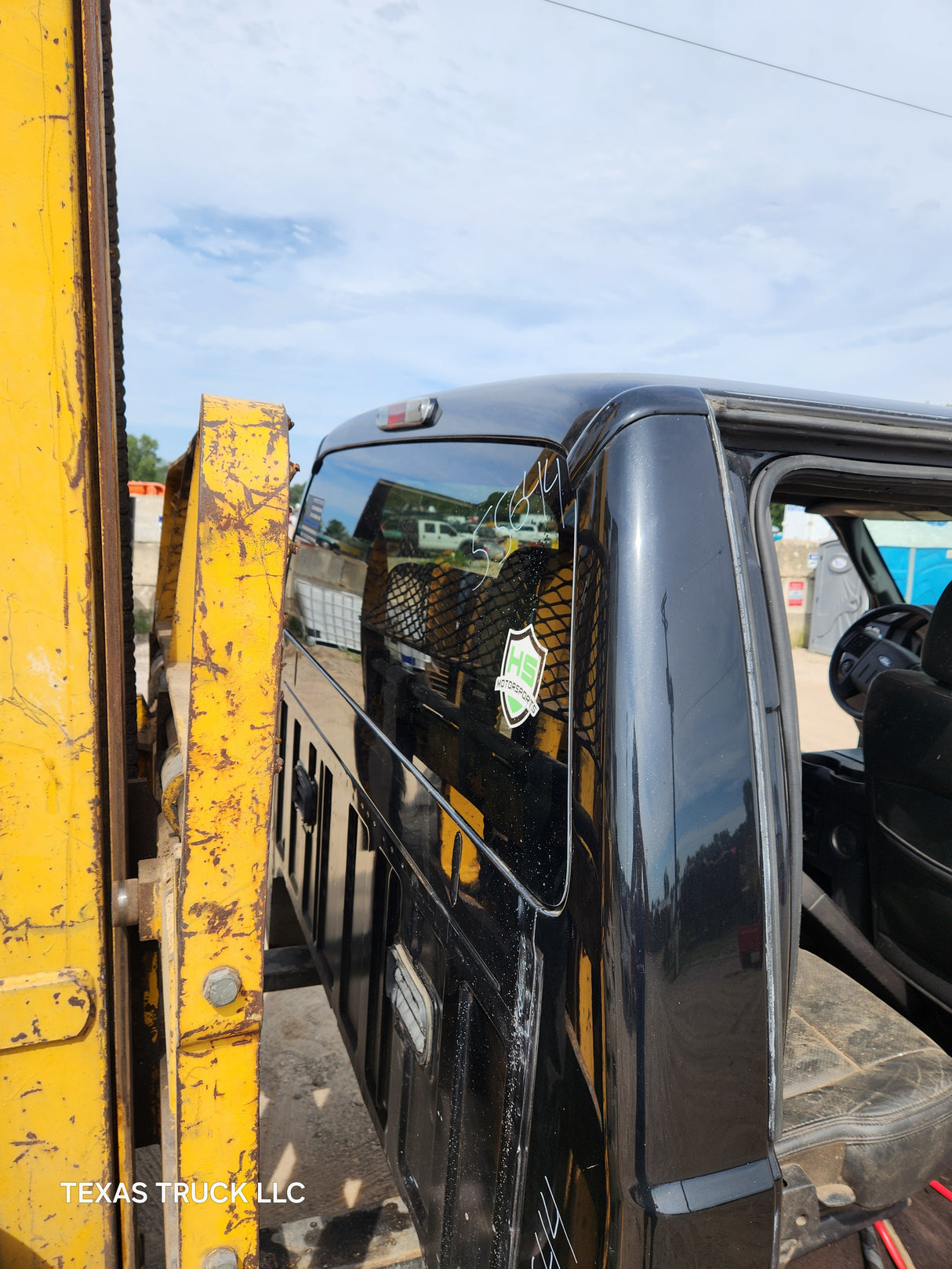2011-2016 Ford Super Duty Crew Cab F250 F350 F450 F550 6.7L Power Stroke With Platinum Interior - UH Tuxedo Black