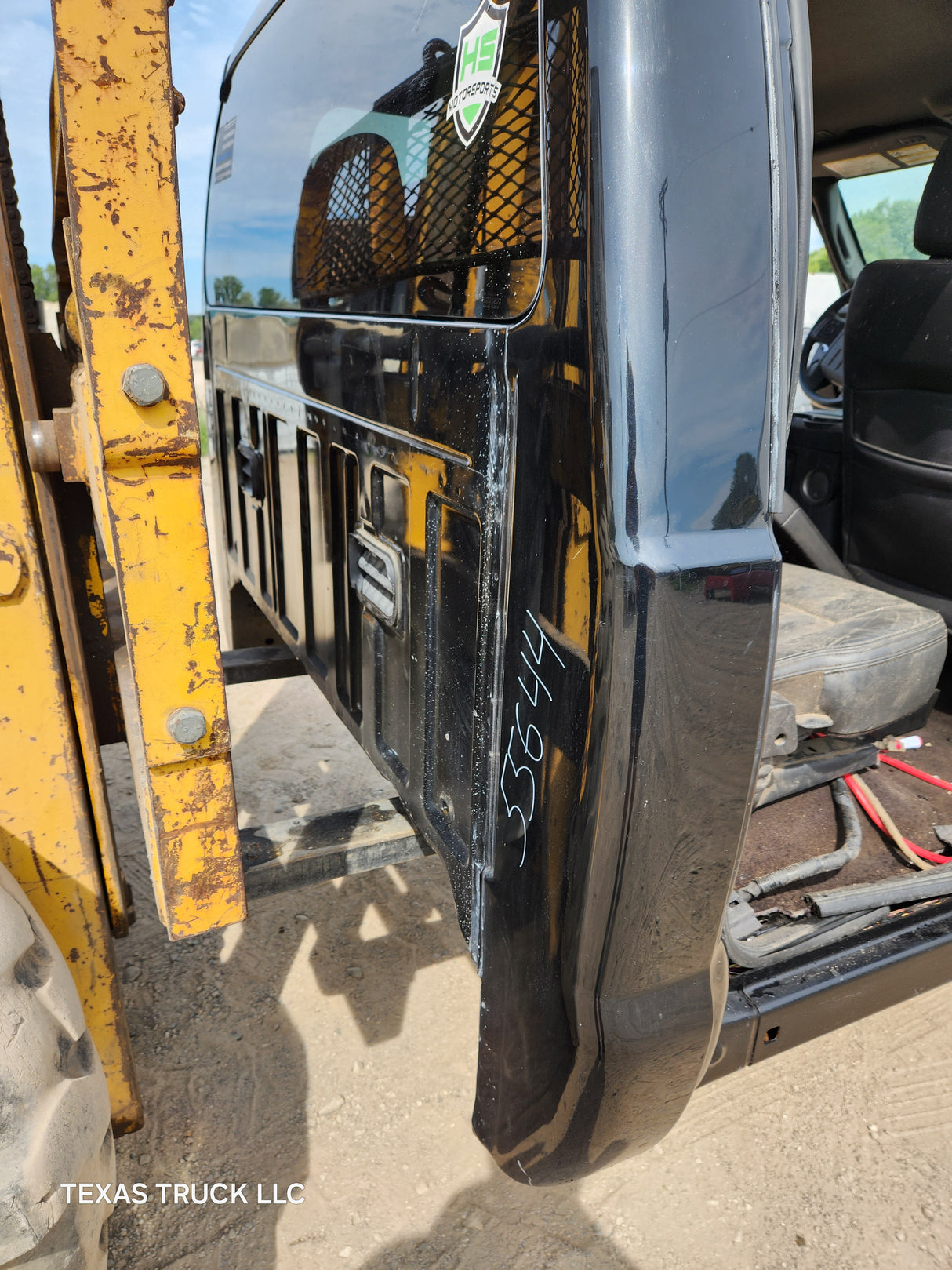 2011-2016 Ford Super Duty Crew Cab F250 F350 F450 F550 6.7L Power Stroke With Platinum Interior - UH Tuxedo Black
