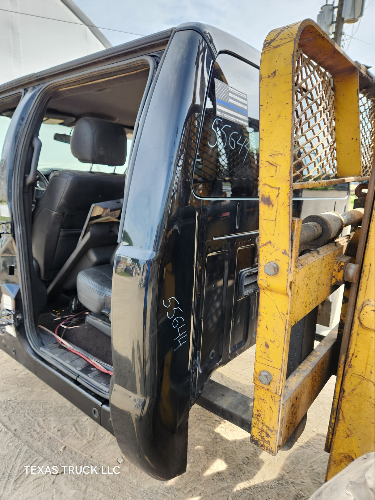 2011-2016 Ford Super Duty Crew Cab F250 F350 F450 F550 6.7L Power Stroke With Platinum Interior - UH Tuxedo Black