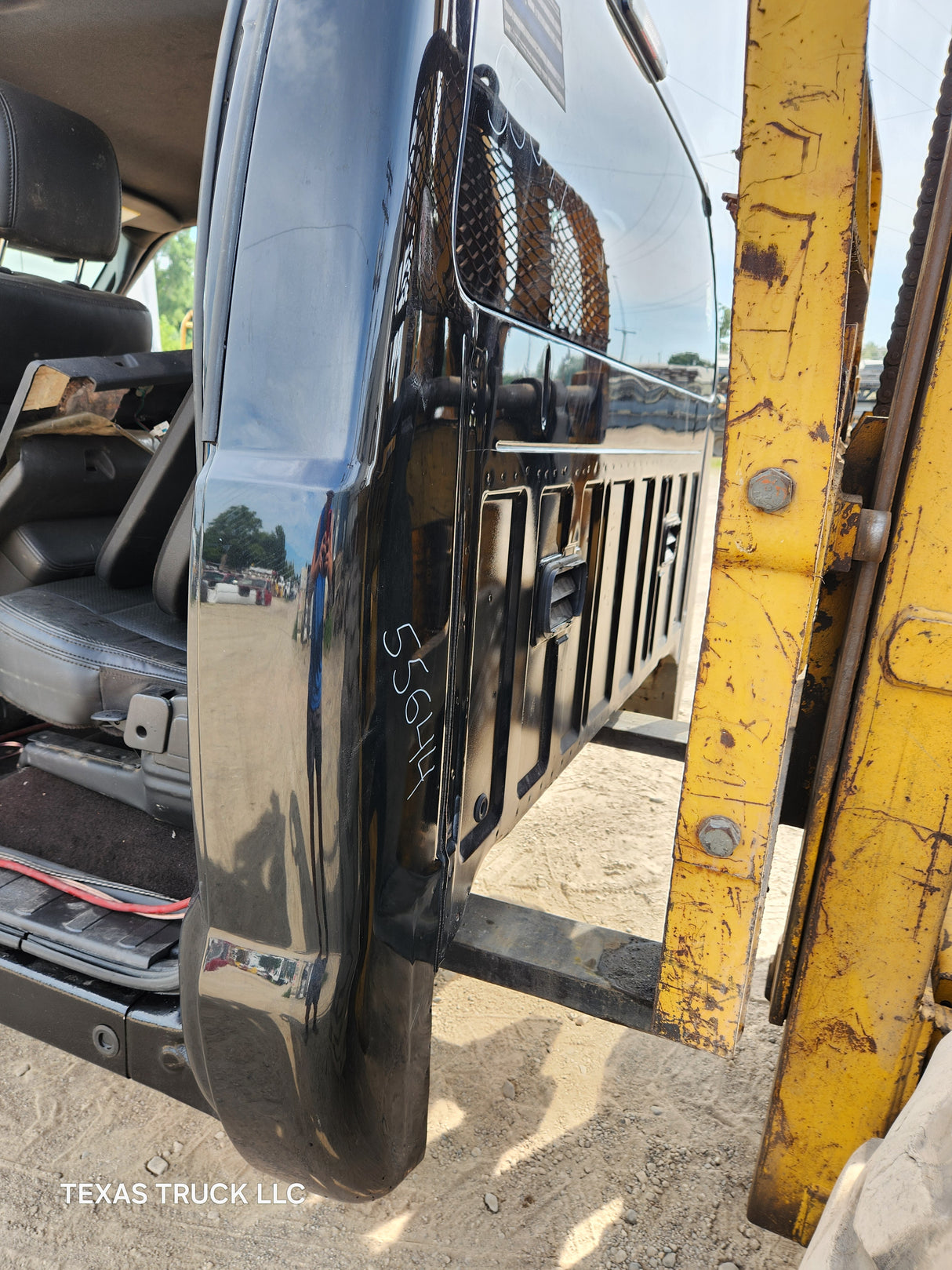 2011-2016 Ford Super Duty Crew Cab F250 F350 F450 F550 6.7L Power Stroke With Platinum Interior - UH Tuxedo Black