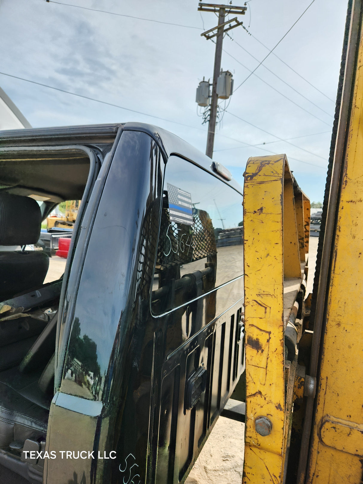 2011-2016 Ford Super Duty Crew Cab F250 F350 F450 F550 6.7L Power Stroke With Platinum Interior - UH Tuxedo Black