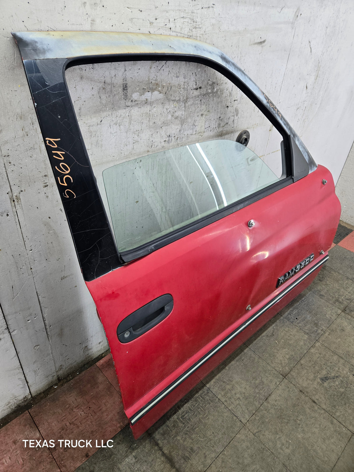 1994-2002 Dodge Ram 2nd Gen RH Passenger Side Front Extended Cab Door 1500 2500 3500 ROUND CORNER - Red