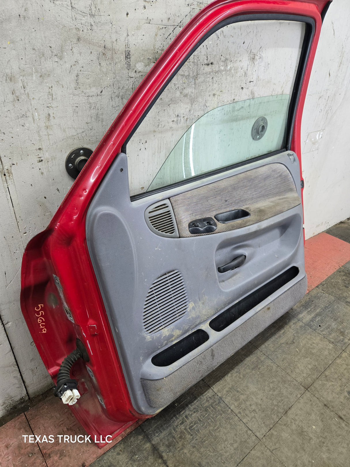 1994-2002 Dodge Ram 2nd Gen RH Passenger Side Front Extended Cab Door 1500 2500 3500 ROUND CORNER - Red