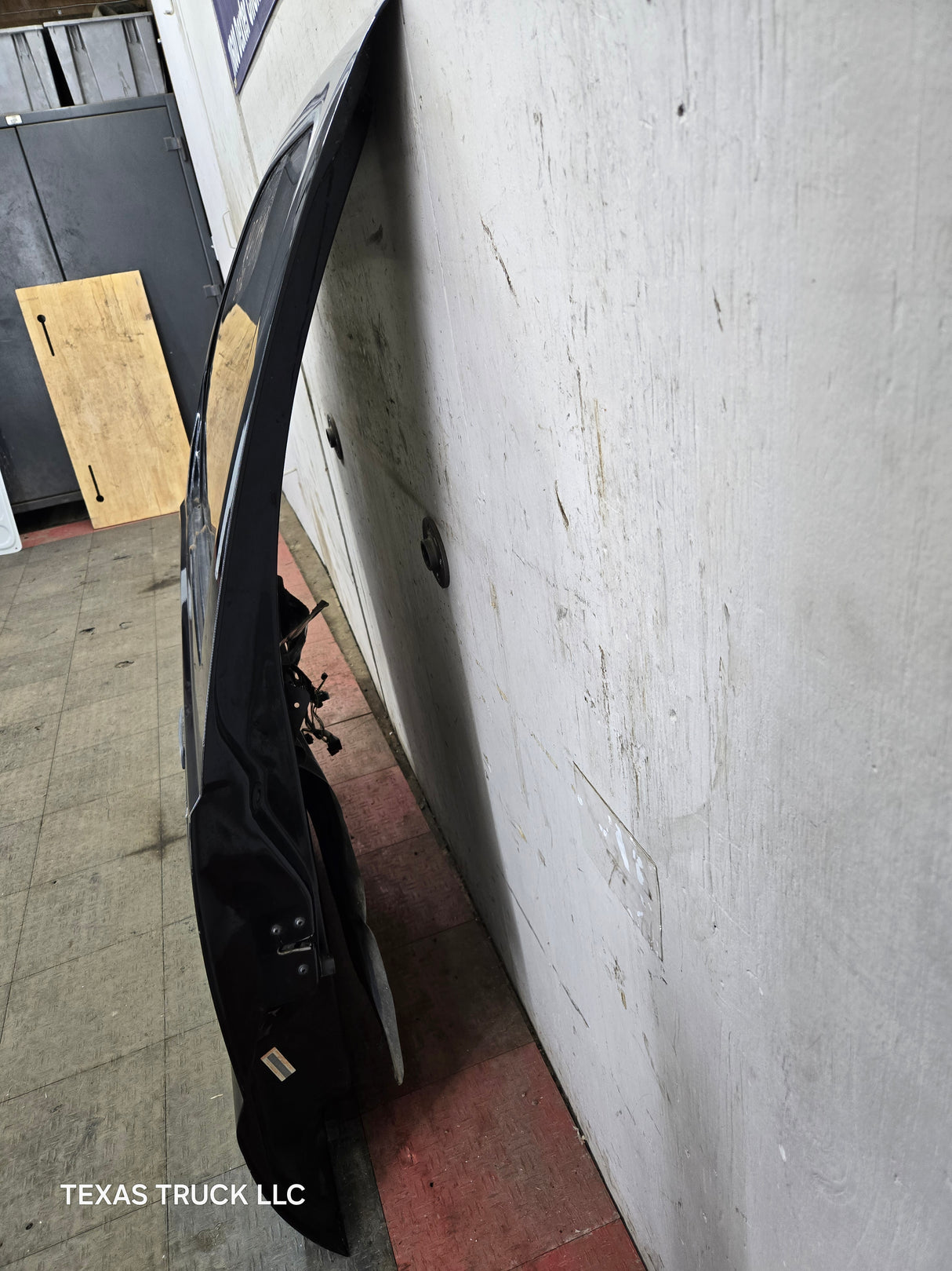 2012-2016 Ford Super Duty LH Driver Side Front Door F250 F350 F450 F550 - Black
