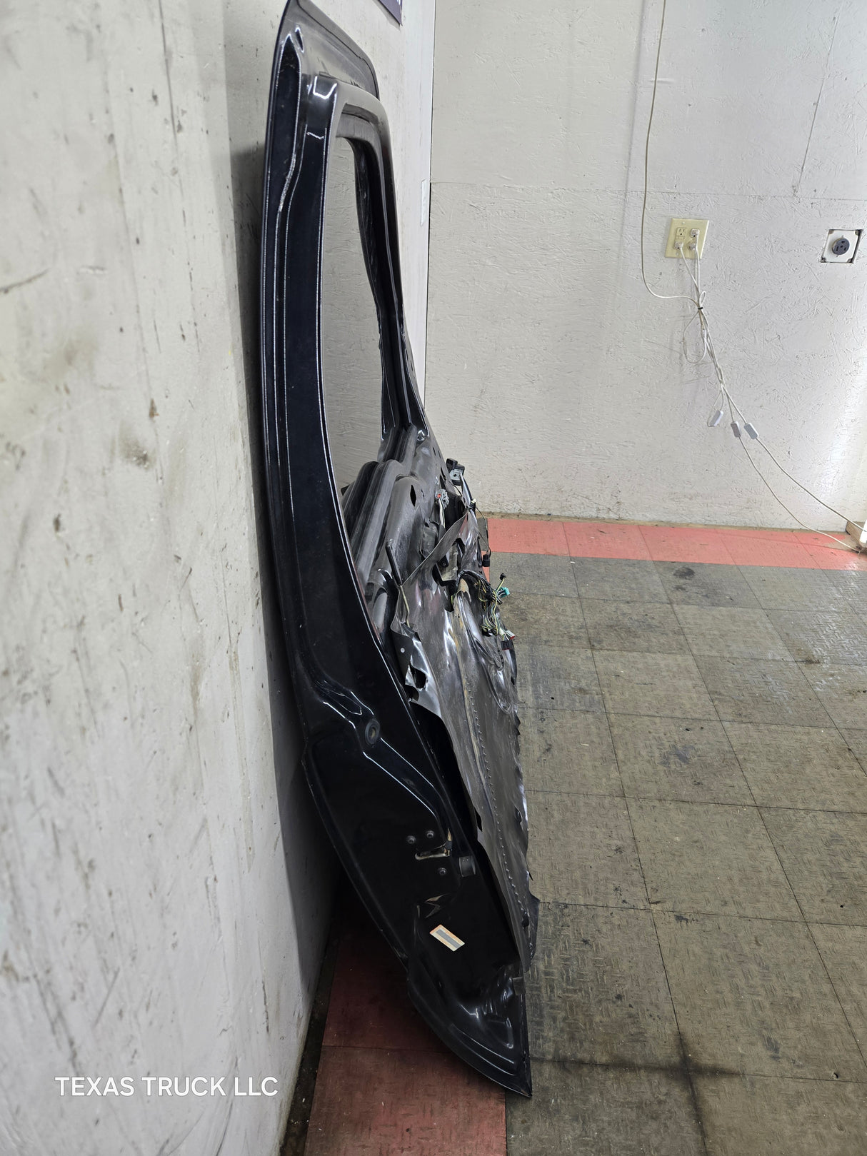2012-2016 Ford Super Duty LH Driver Side Front Door F250 F350 F450 F550 - Black