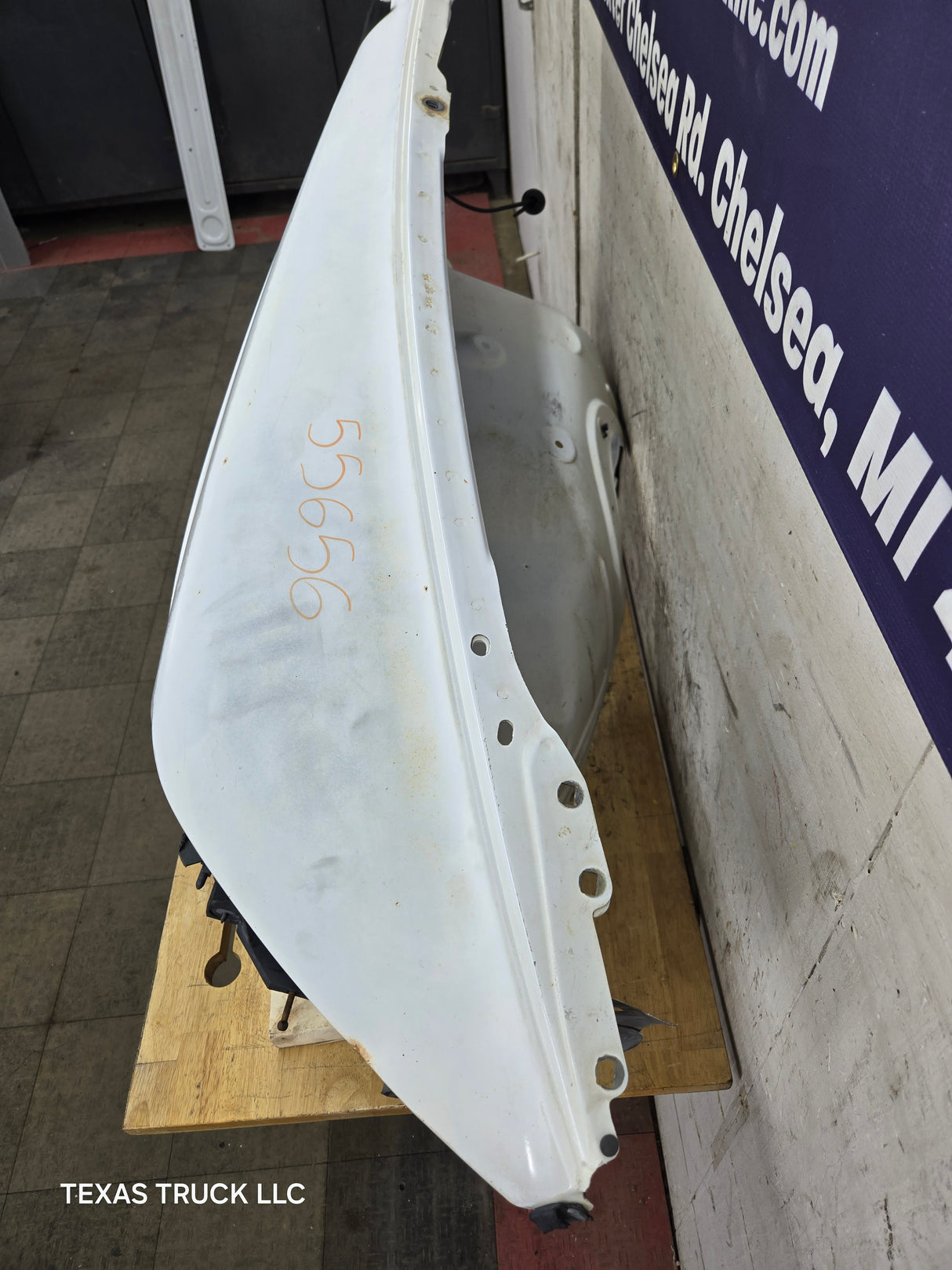 1994-2002 Dodge Ram 2nd Gen 1500 2500 3500 RH Passenger Side Fender - White