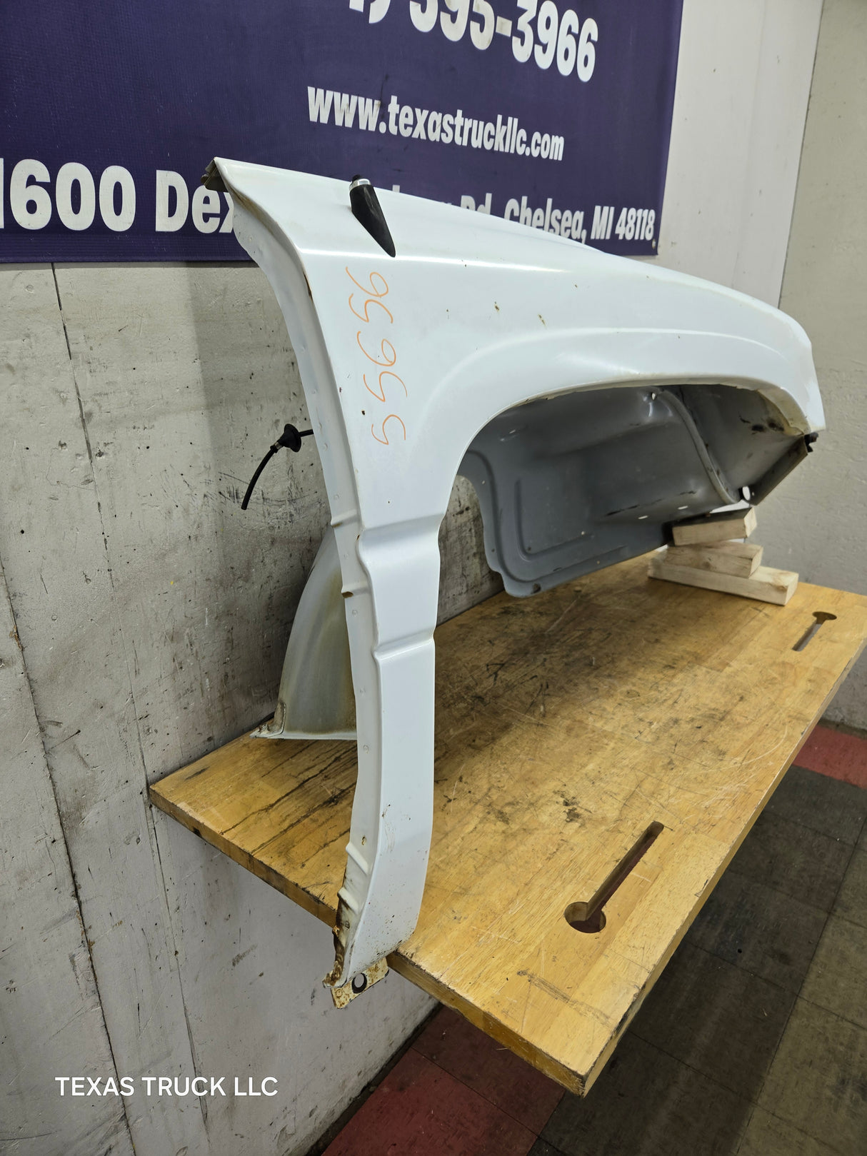 1994-2002 Dodge Ram 2nd Gen 1500 2500 3500 RH Passenger Side Fender - White