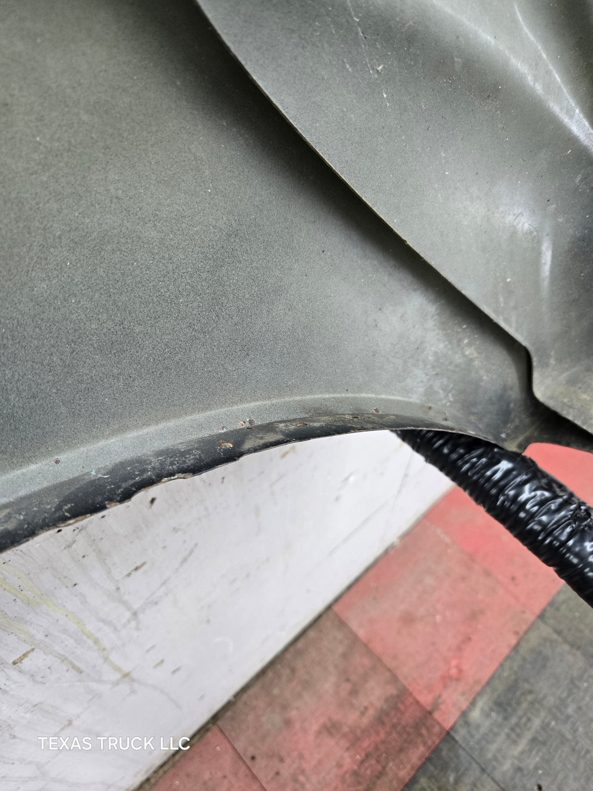 2011-2016 Ford Super Duty F250 F350 LH Driver Side Front Fender - Black