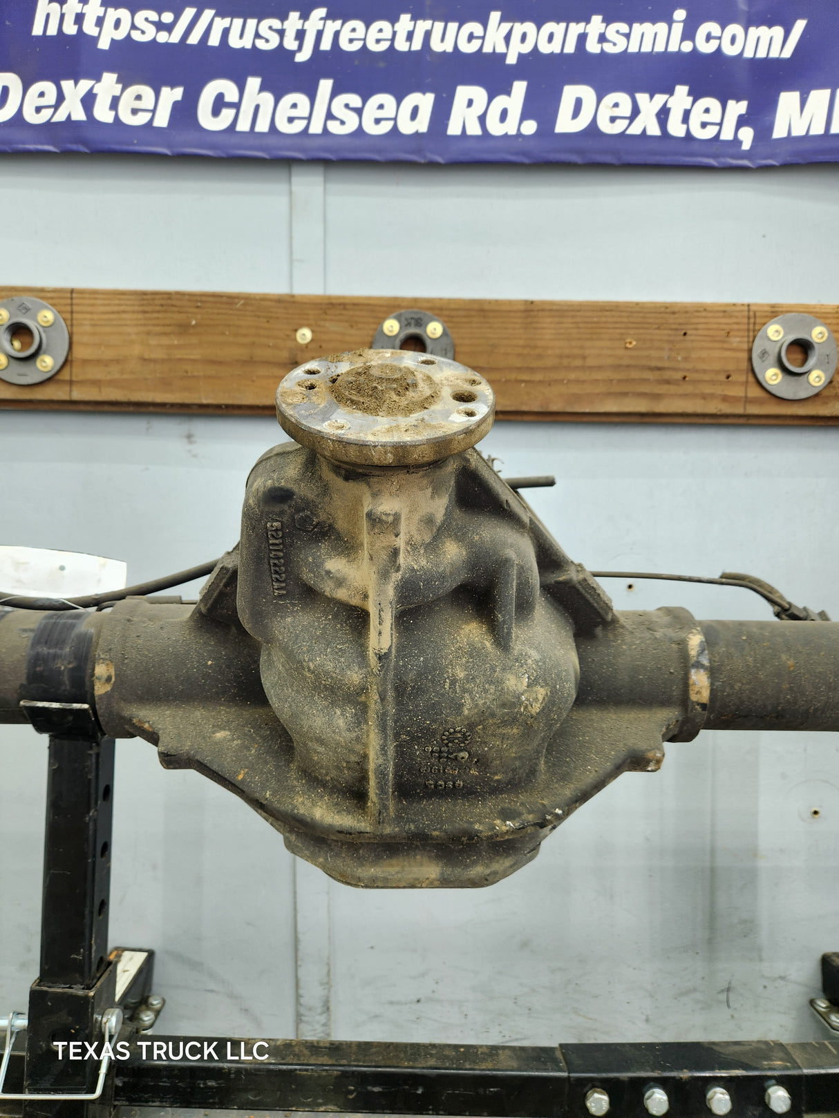 2006-2008 Dodge Ram 1500 Rear Axle 3.92 Gear Ratio 3rd Gen