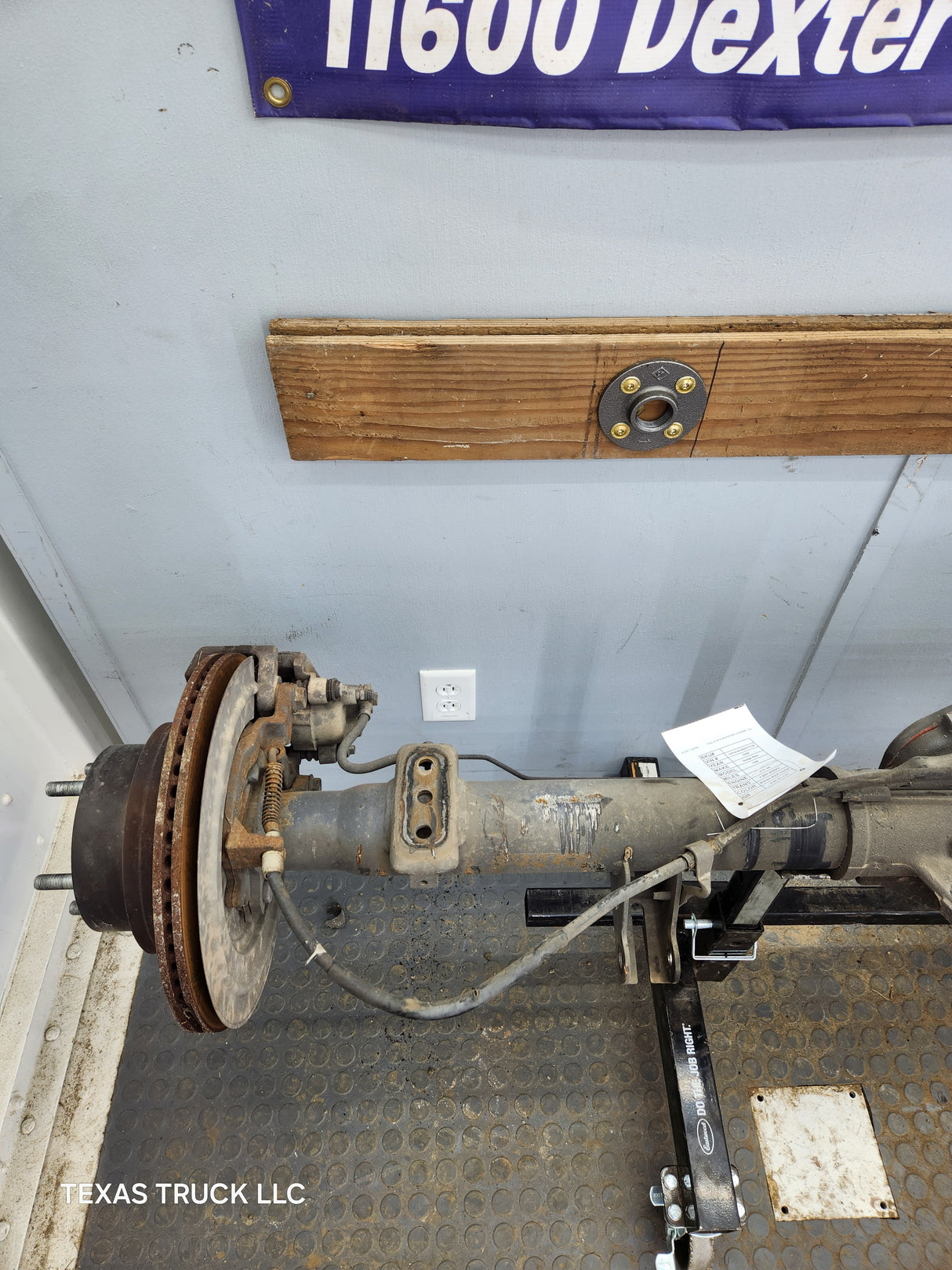 2006-2008 Dodge Ram 1500 Rear Axle 3.92 Gear Ratio 3rd Gen