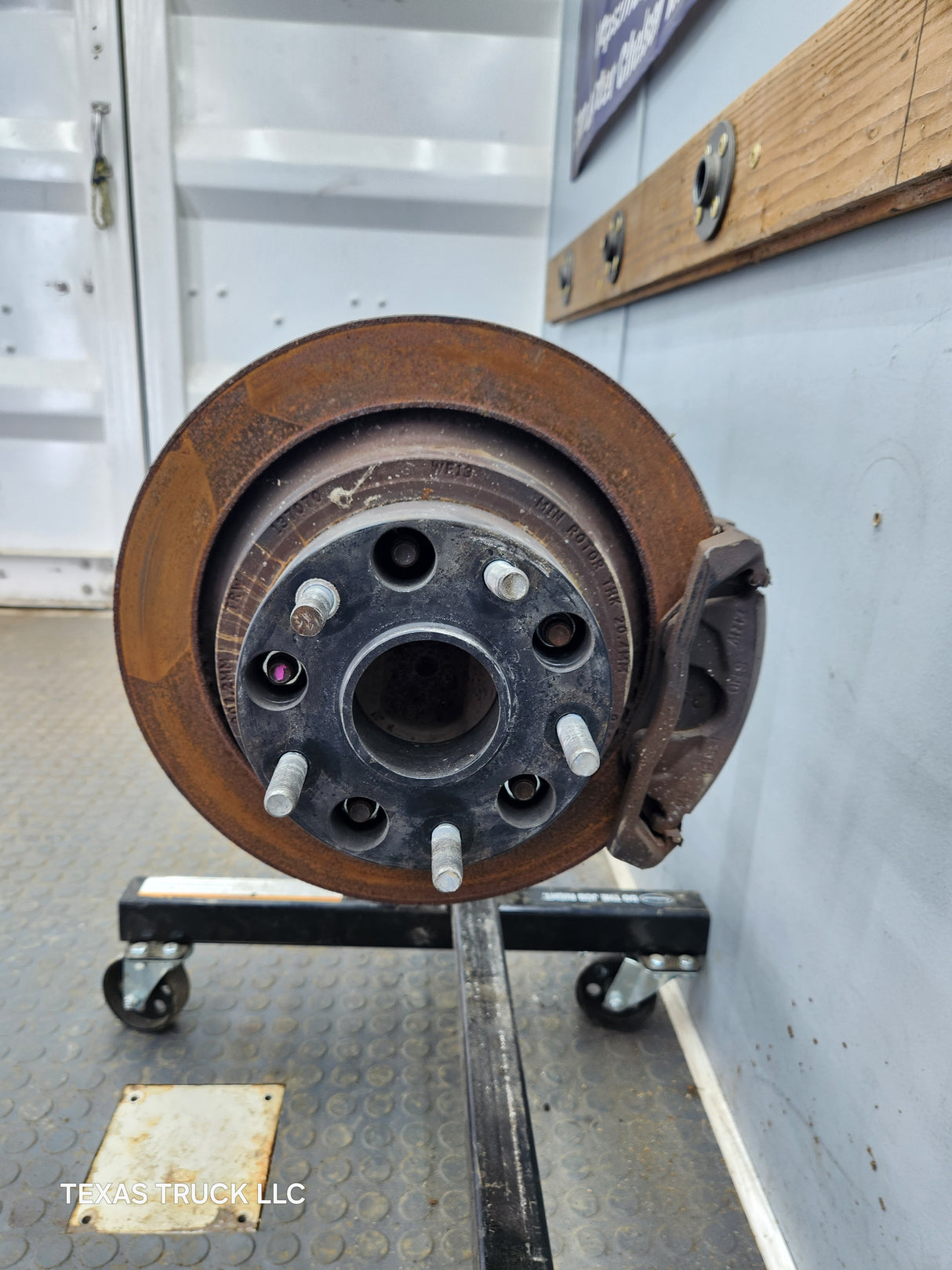 2006-2008 Dodge Ram 1500 Rear Axle 3.92 Gear Ratio 3rd Gen