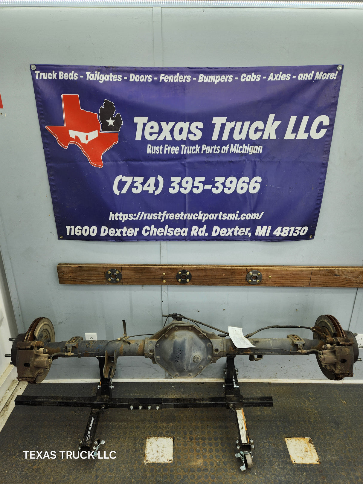 2006-2008 Dodge Ram 1500 Rear Axle 3.92 Gear Ratio 3rd Gen
