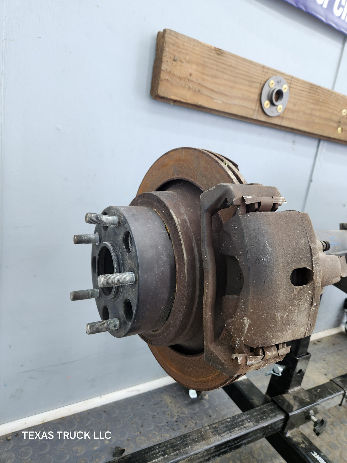 2006-2008 Dodge Ram 1500 Rear Axle 3.92 Gear Ratio 3rd Gen