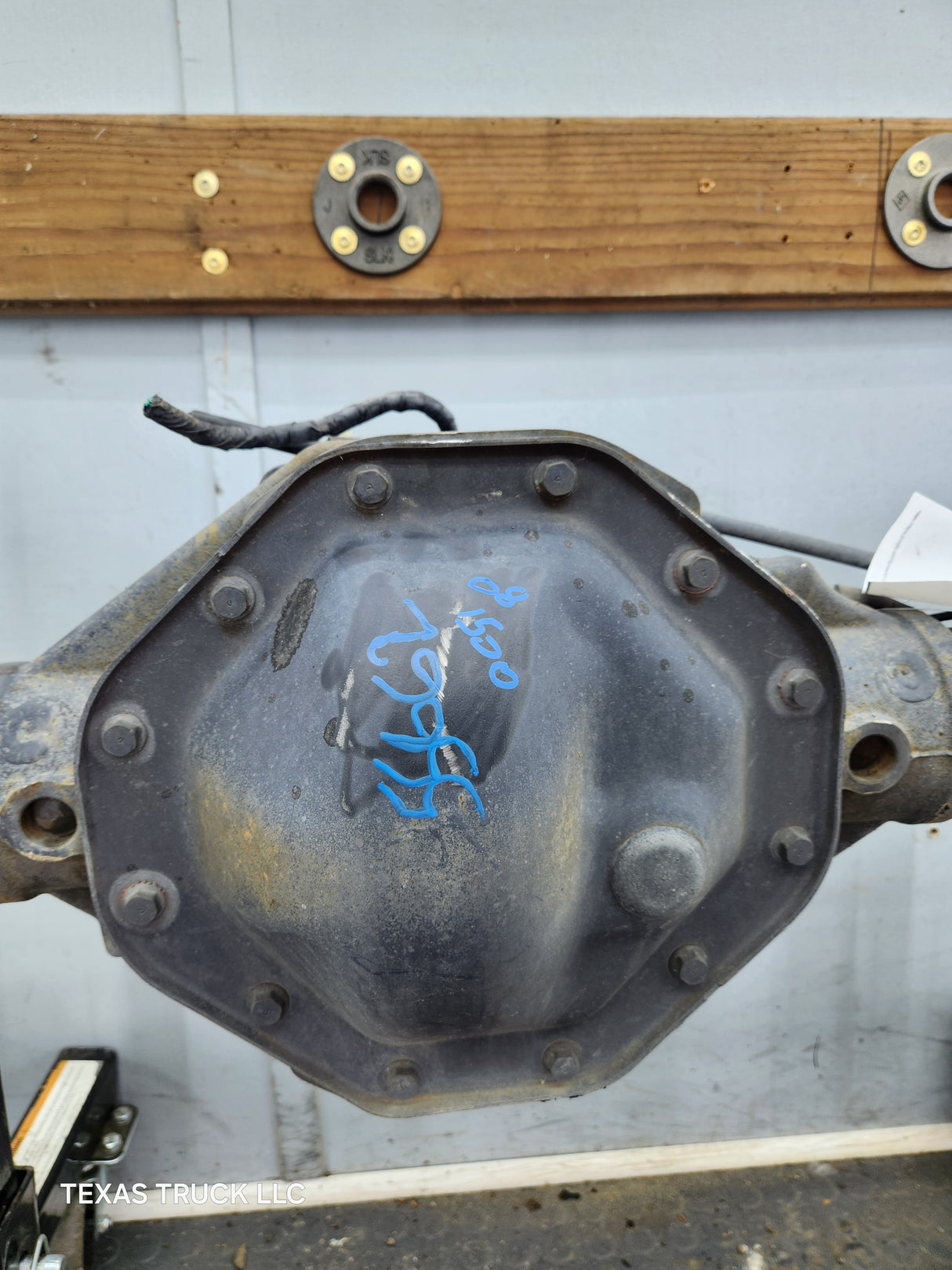 2006-2008 Dodge Ram 1500 Rear Axle 3.92 Gear Ratio 3rd Gen