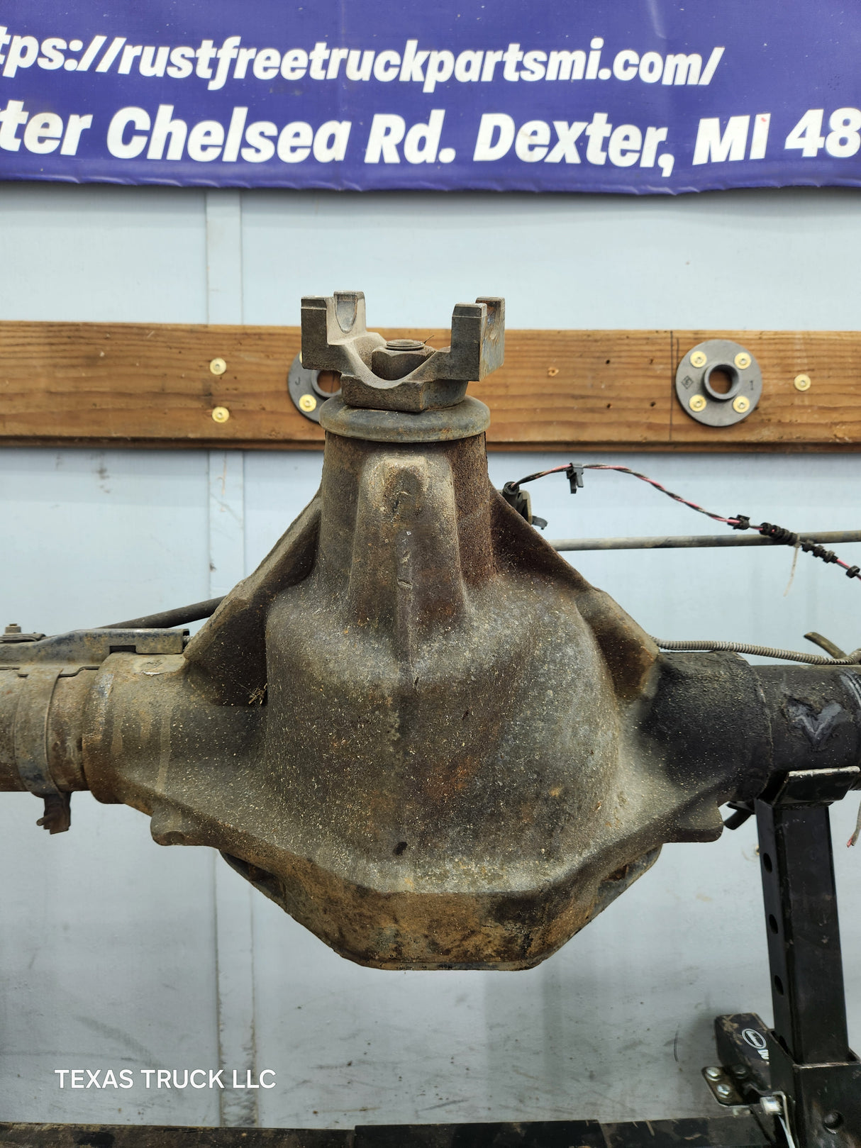 1994-1999 2nd Gen Dodge Ram 1500 3.55 Rear Axle 9.25 120k Miles